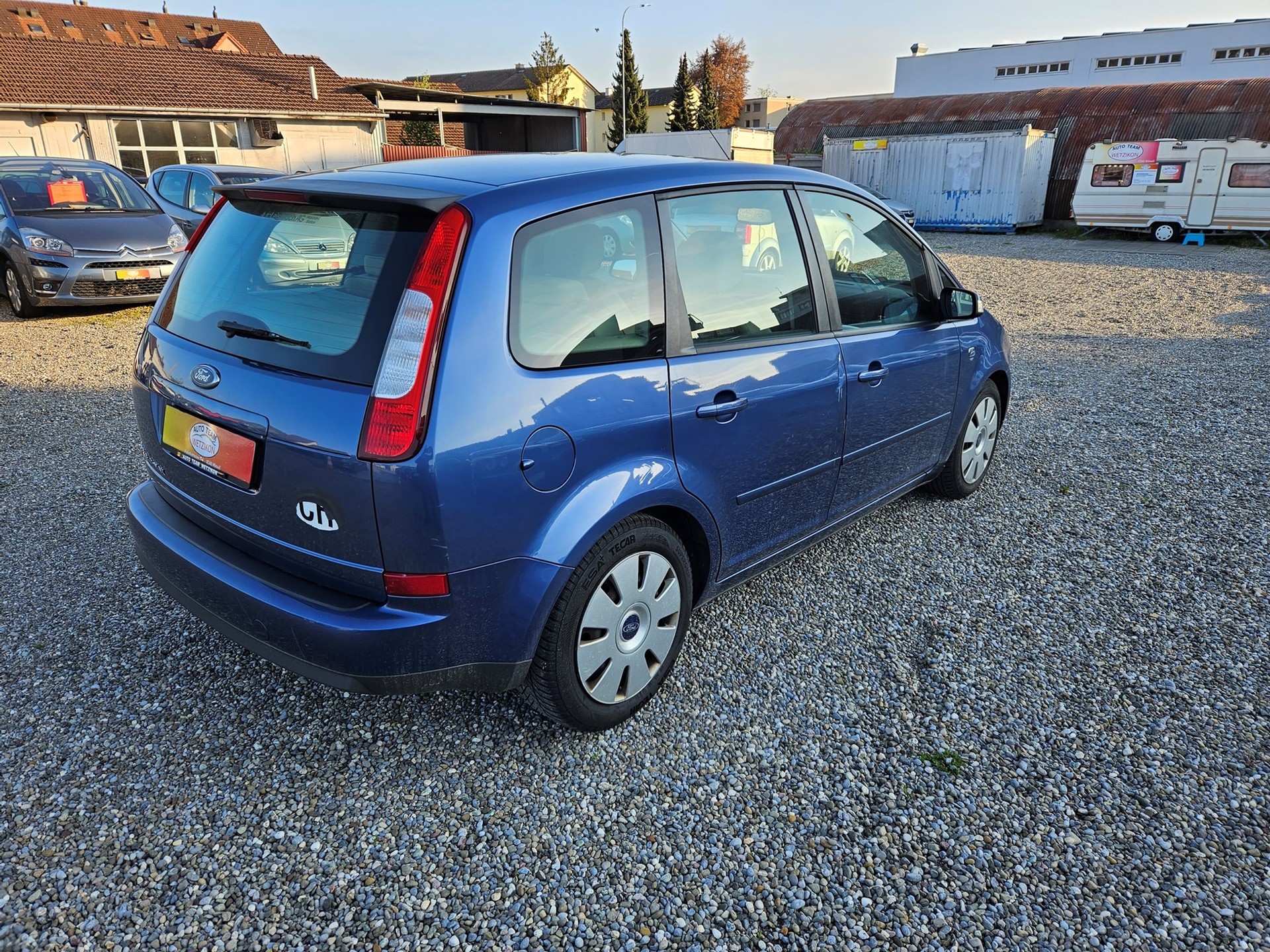 FORD Focus C-Max 2.0 Ghia-image-5