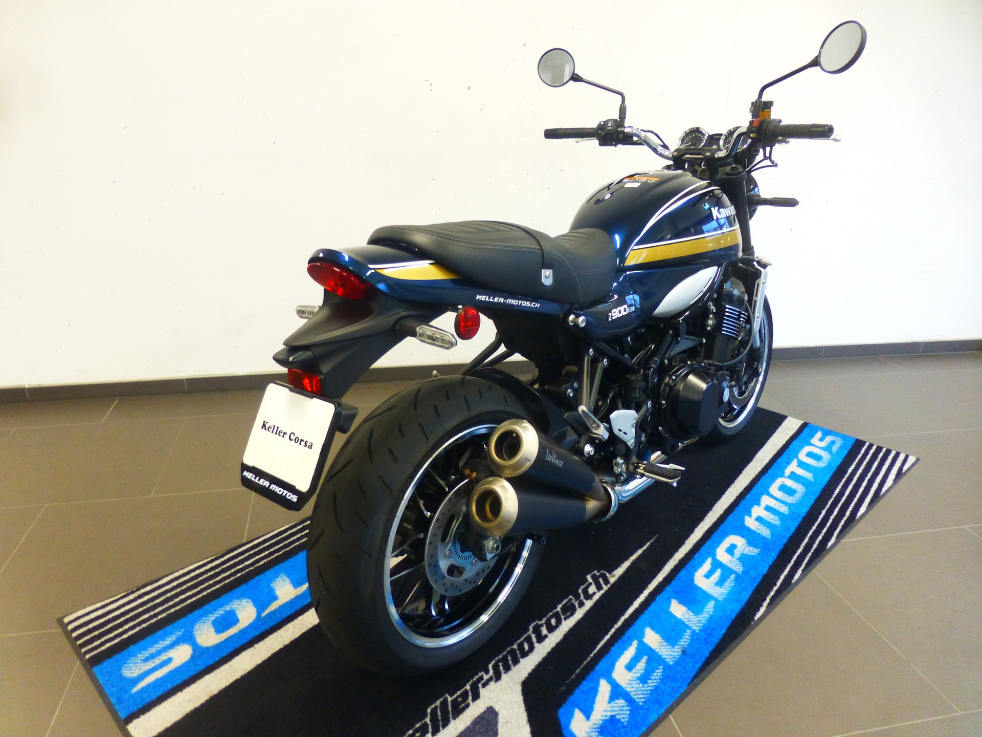 KAWASAKI Z 900 RS-image-14