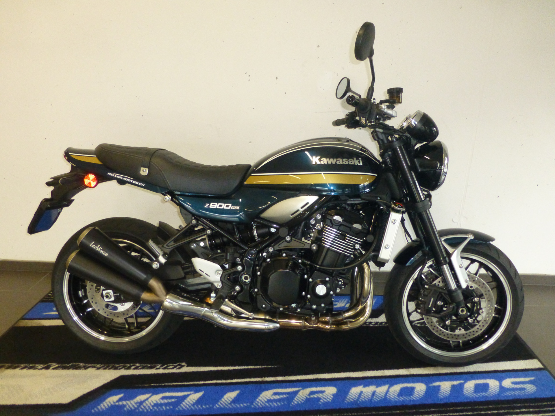 KAWASAKI Z 900 RS-image-0