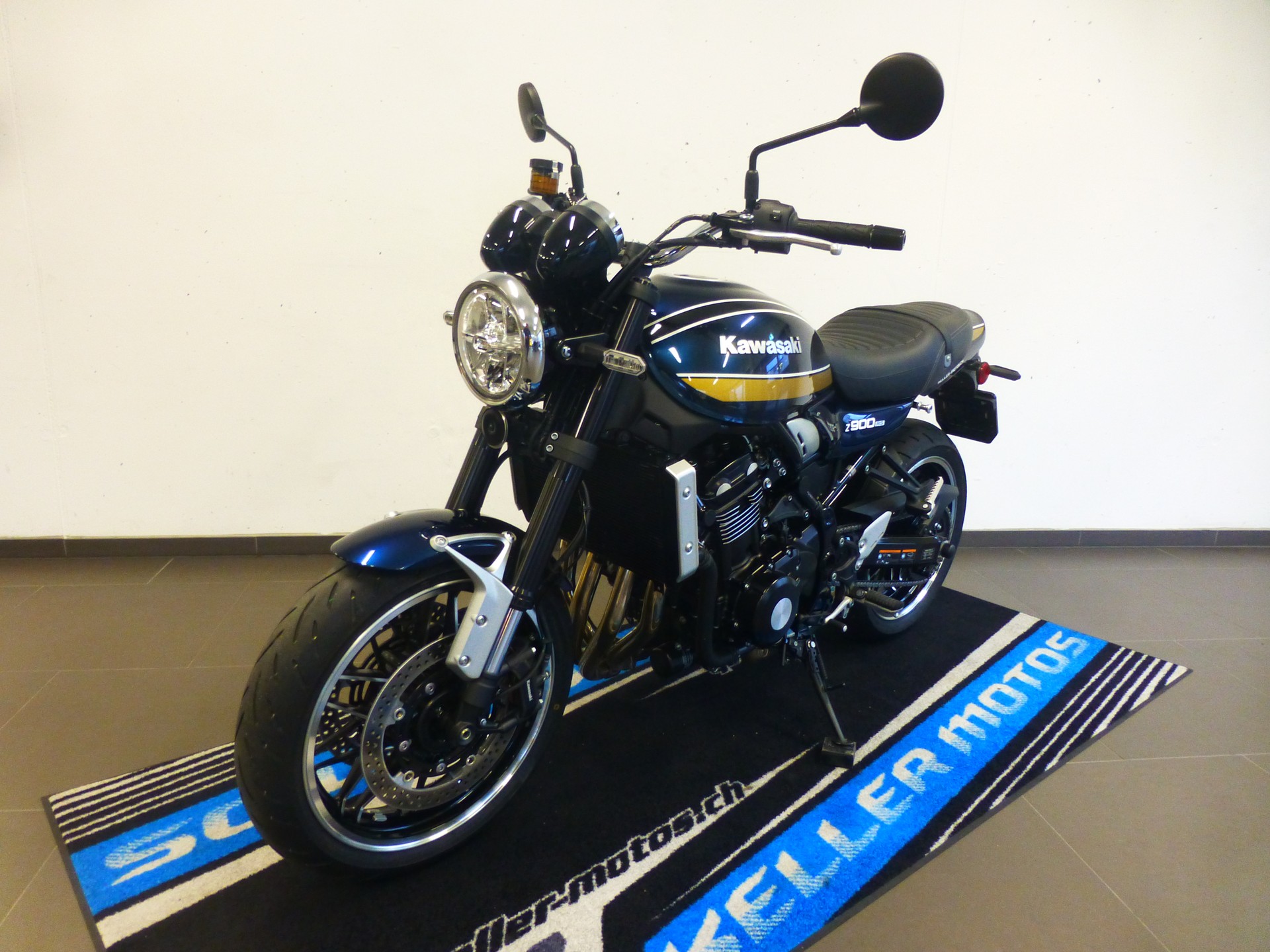 KAWASAKI Z 900 RS-image-13