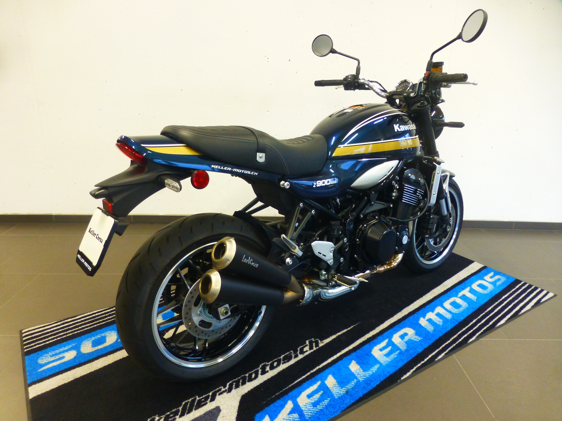 KAWASAKI Z 900 RS-image-9