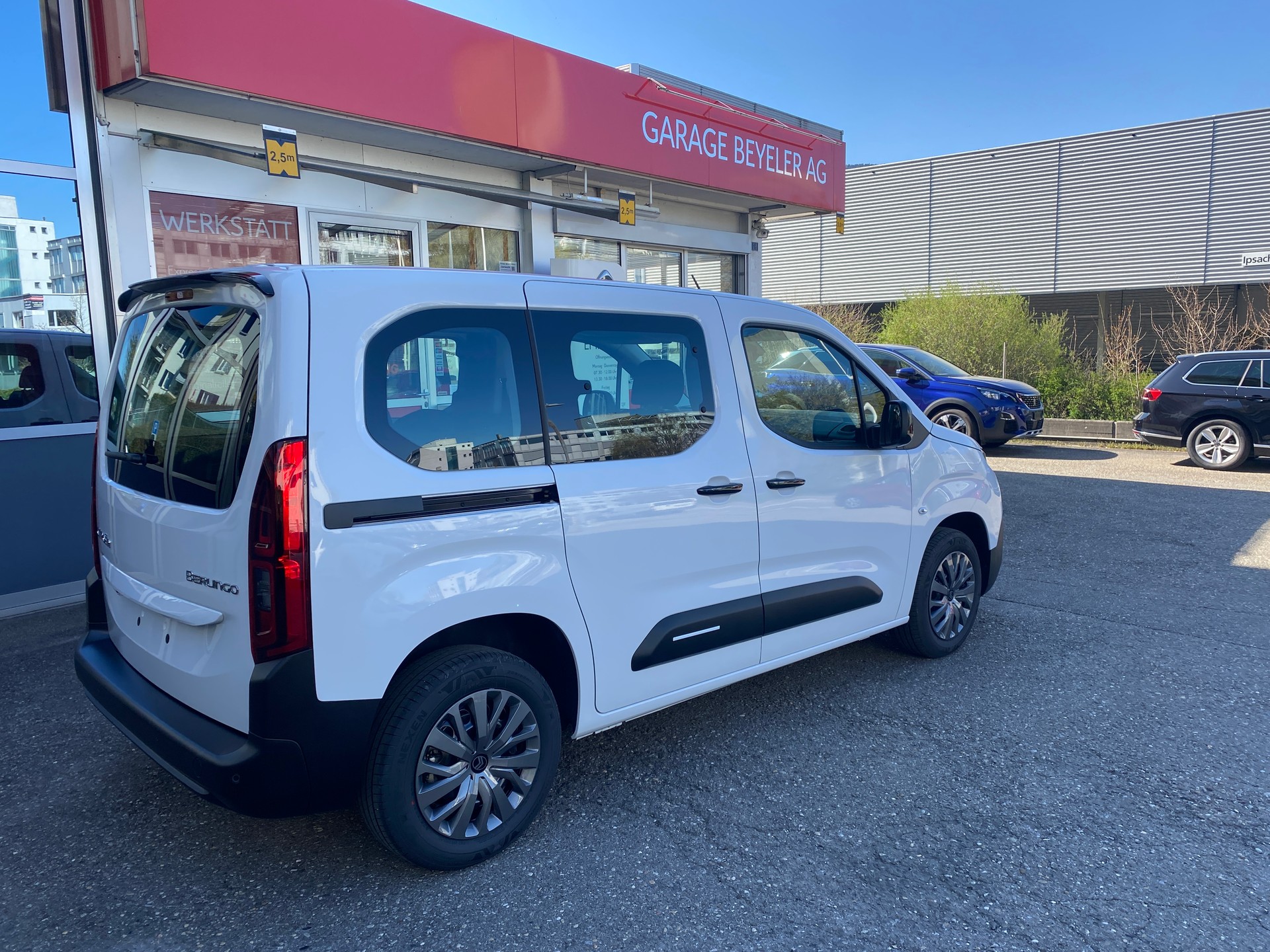 CITROEN Berlingo 1.2i PureTech You-image-3