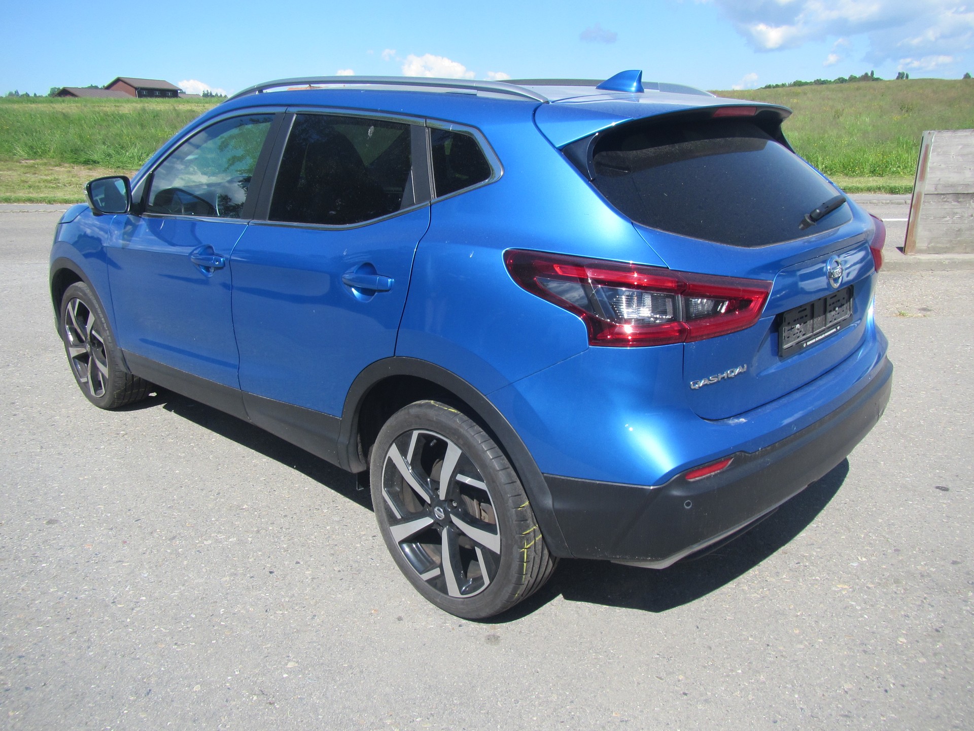 NISSAN Qashqai 1.6 dCi tekna Xtronic CVT-image-2