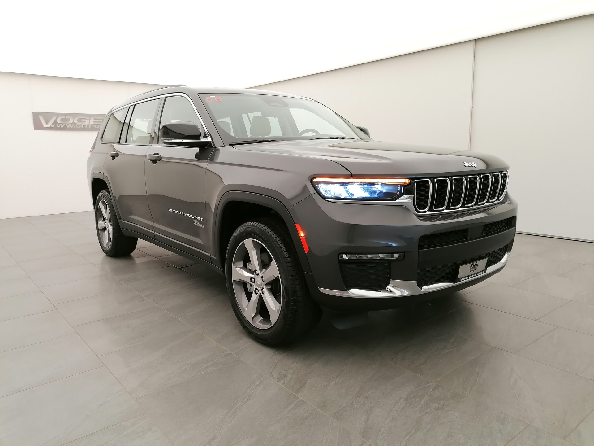 JEEP Grand Cherokee Limited L 3.6 AWD-showroom-element-2