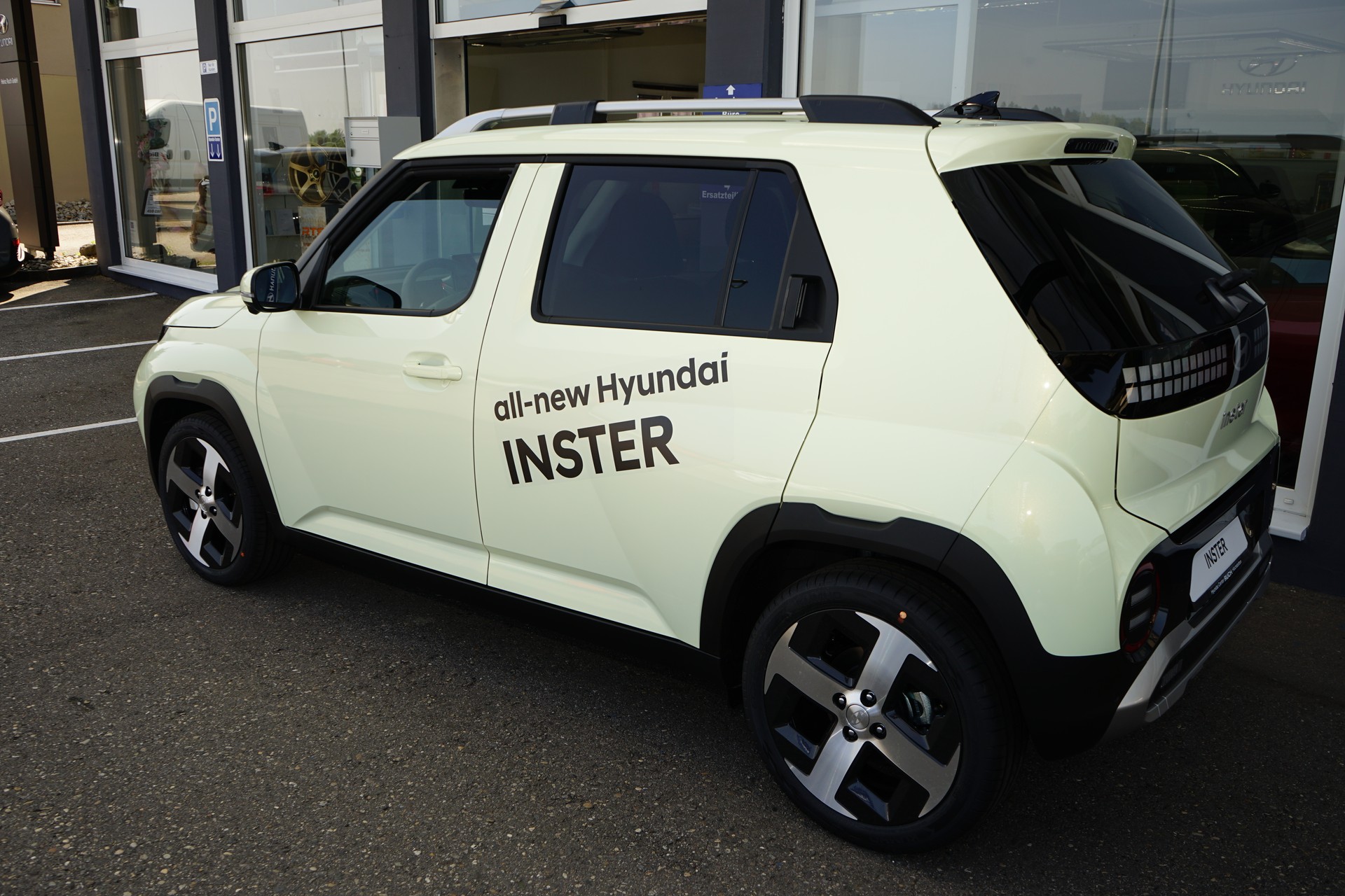 HYUNDAI Inster 49kWh Vertex-image-4