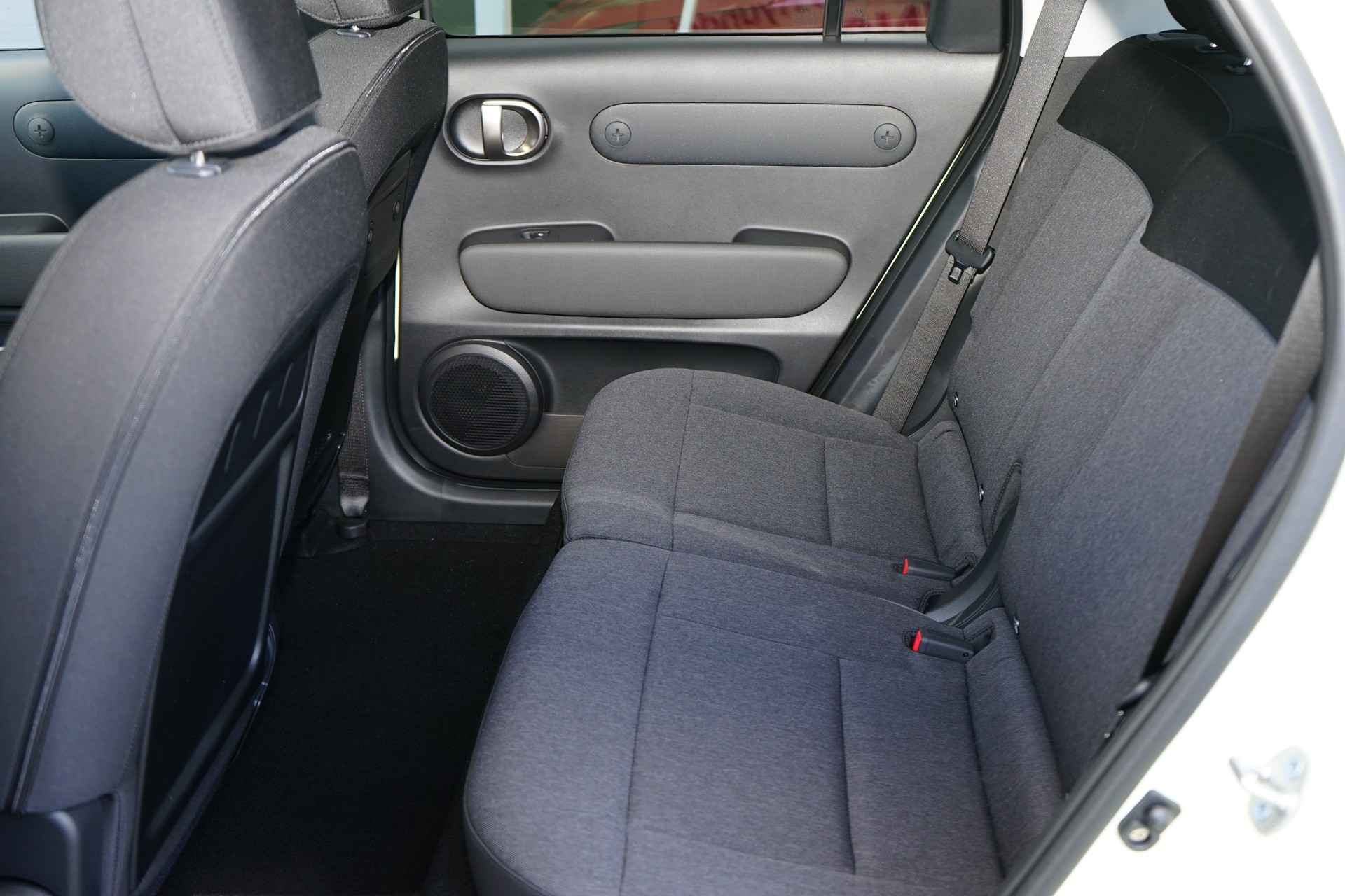 HYUNDAI Inster 49kWh Vertex-image-9