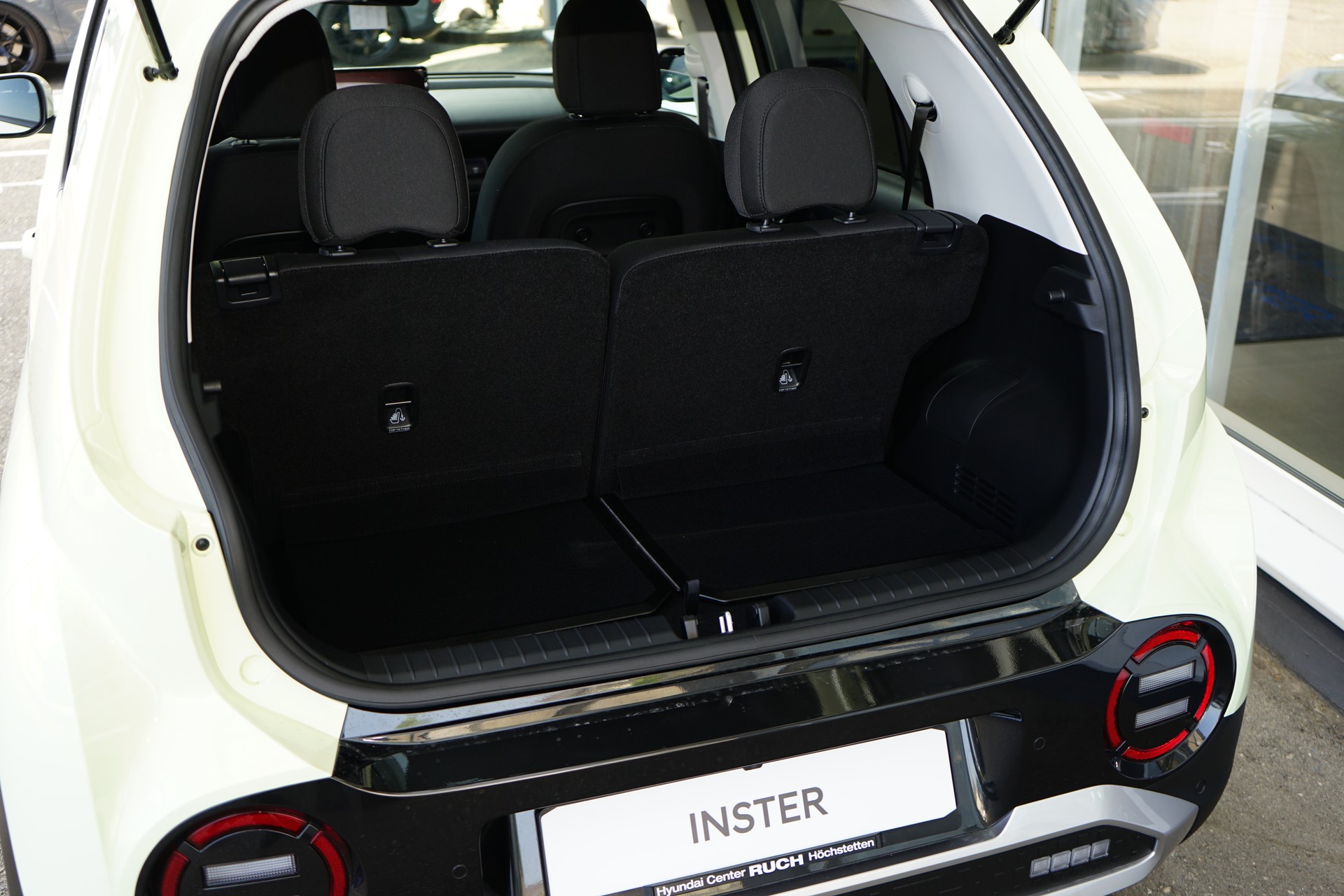 HYUNDAI Inster 49kWh Vertex-image-10