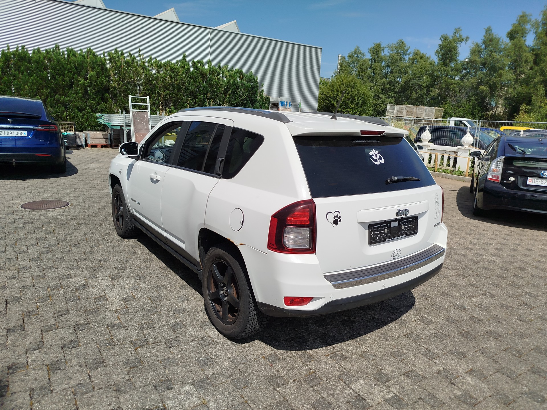 JEEP Compass 2.4 Limited Automatic-image-3