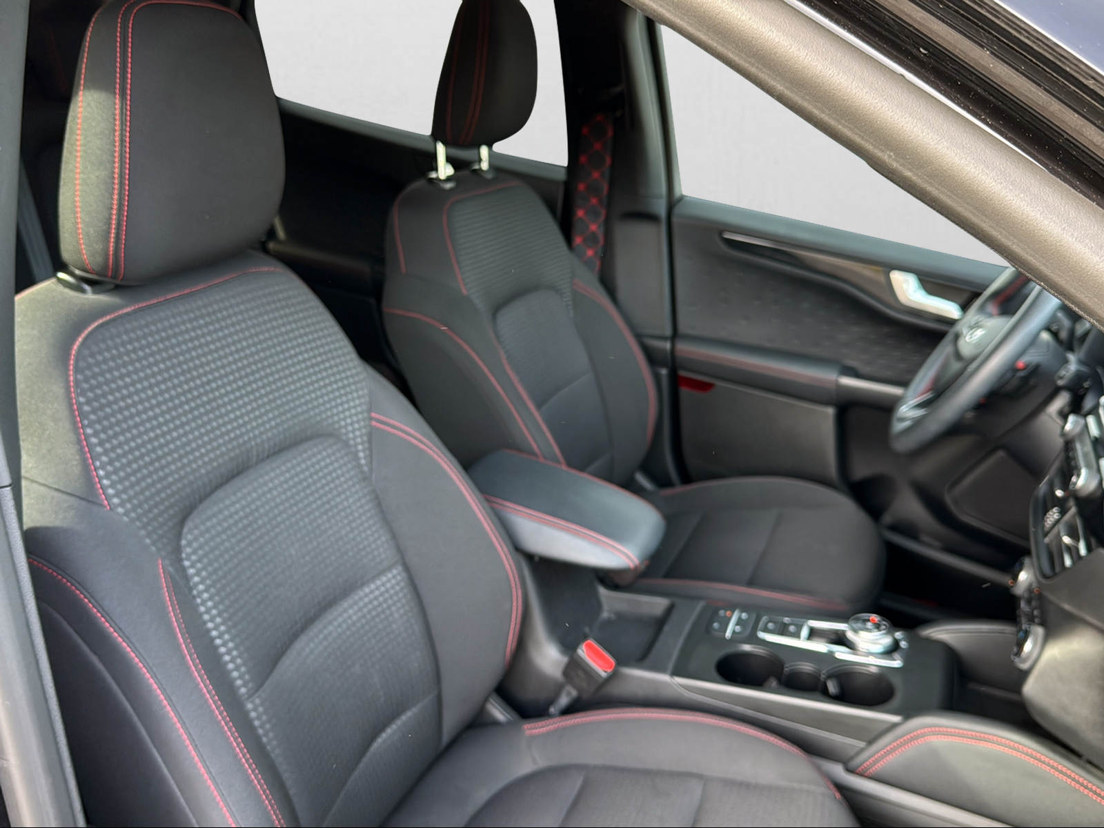 FORD Kuga 2.0 EcoBlue ST-Line 4x4-image-13