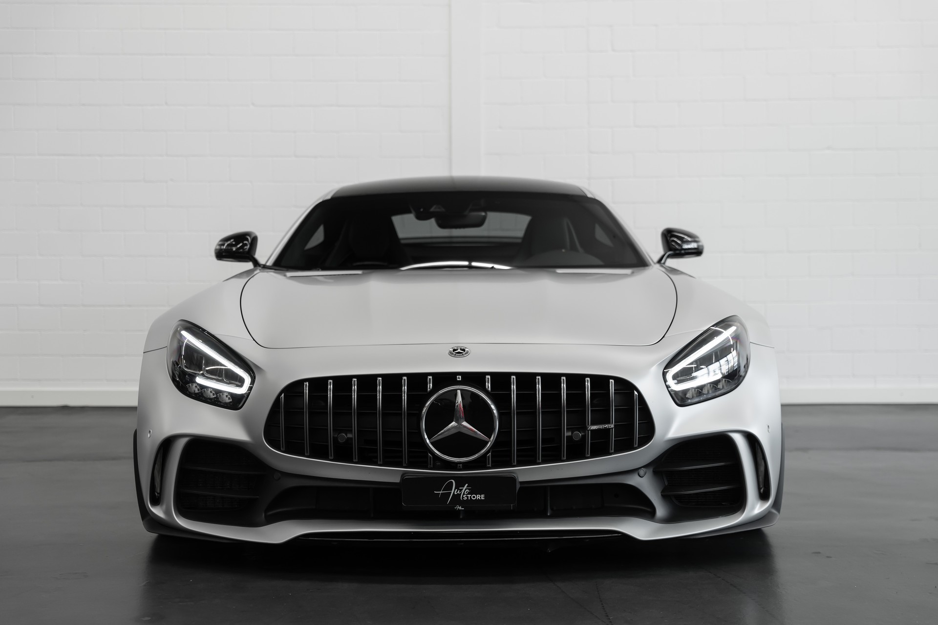 MERCEDES-BENZ AMG GT R Speedshift DCT-image-4