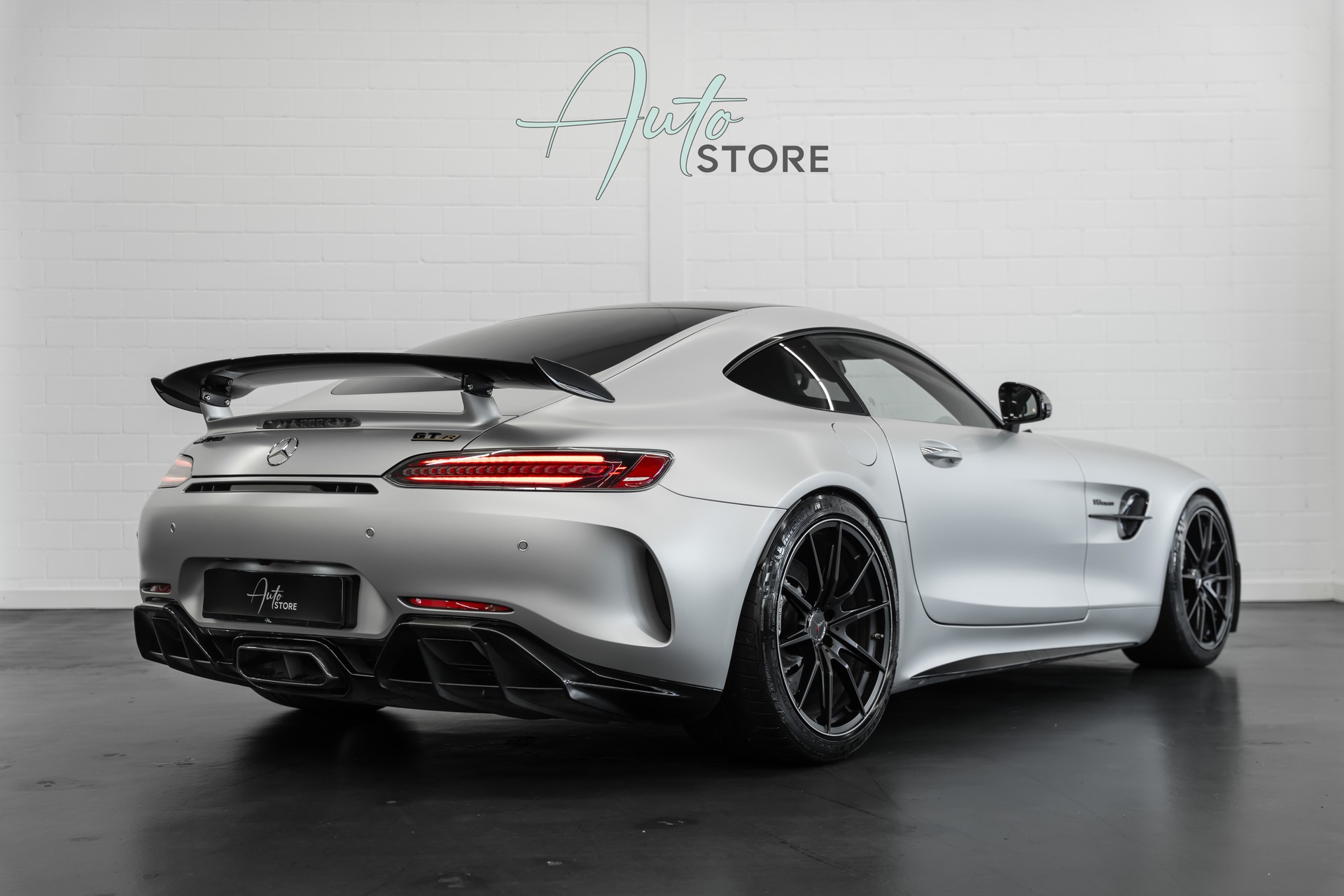 MERCEDES-BENZ AMG GT R Speedshift DCT-showroom-element-1