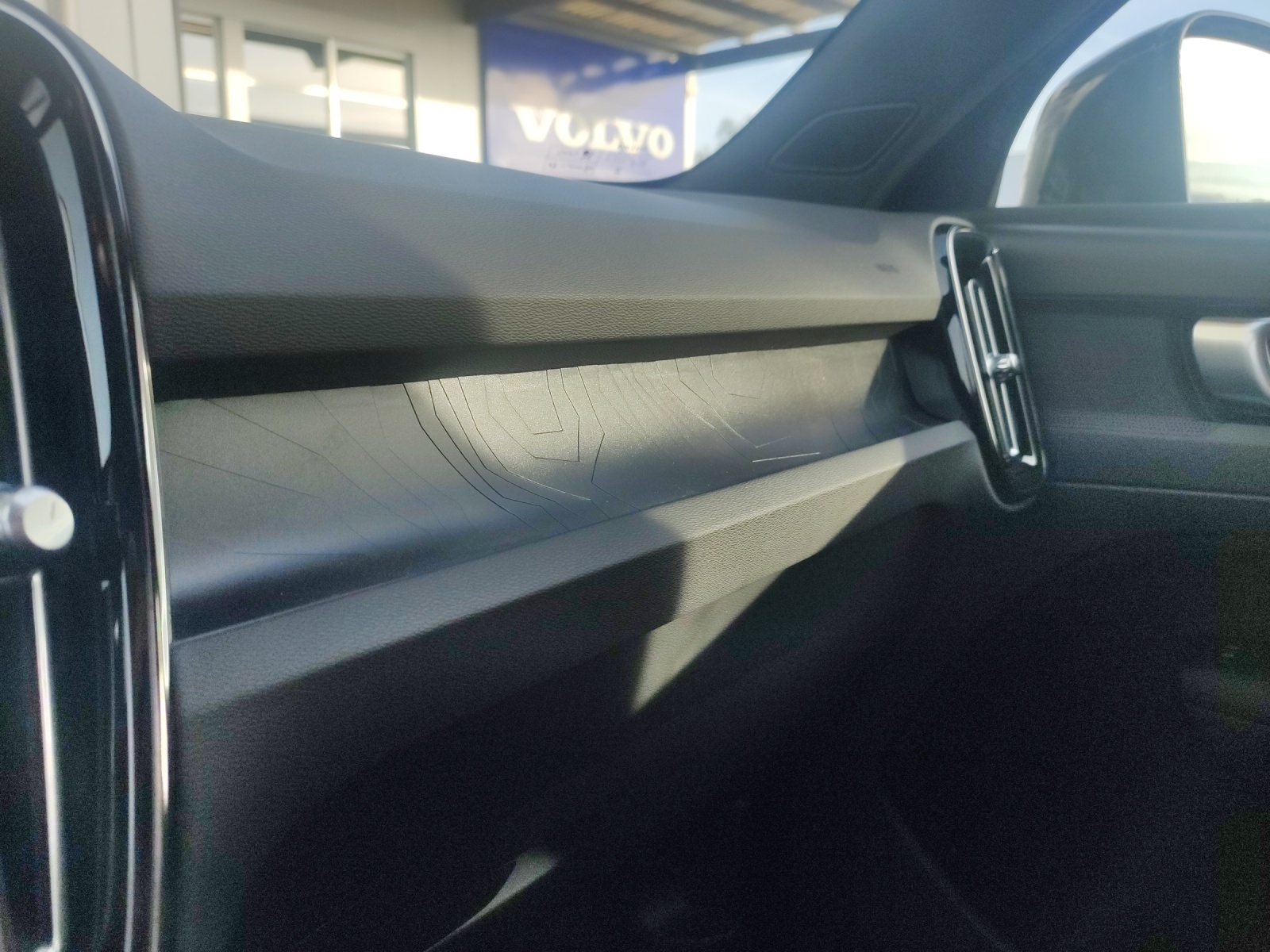 VOLVO XC40 E60 Core-image-15