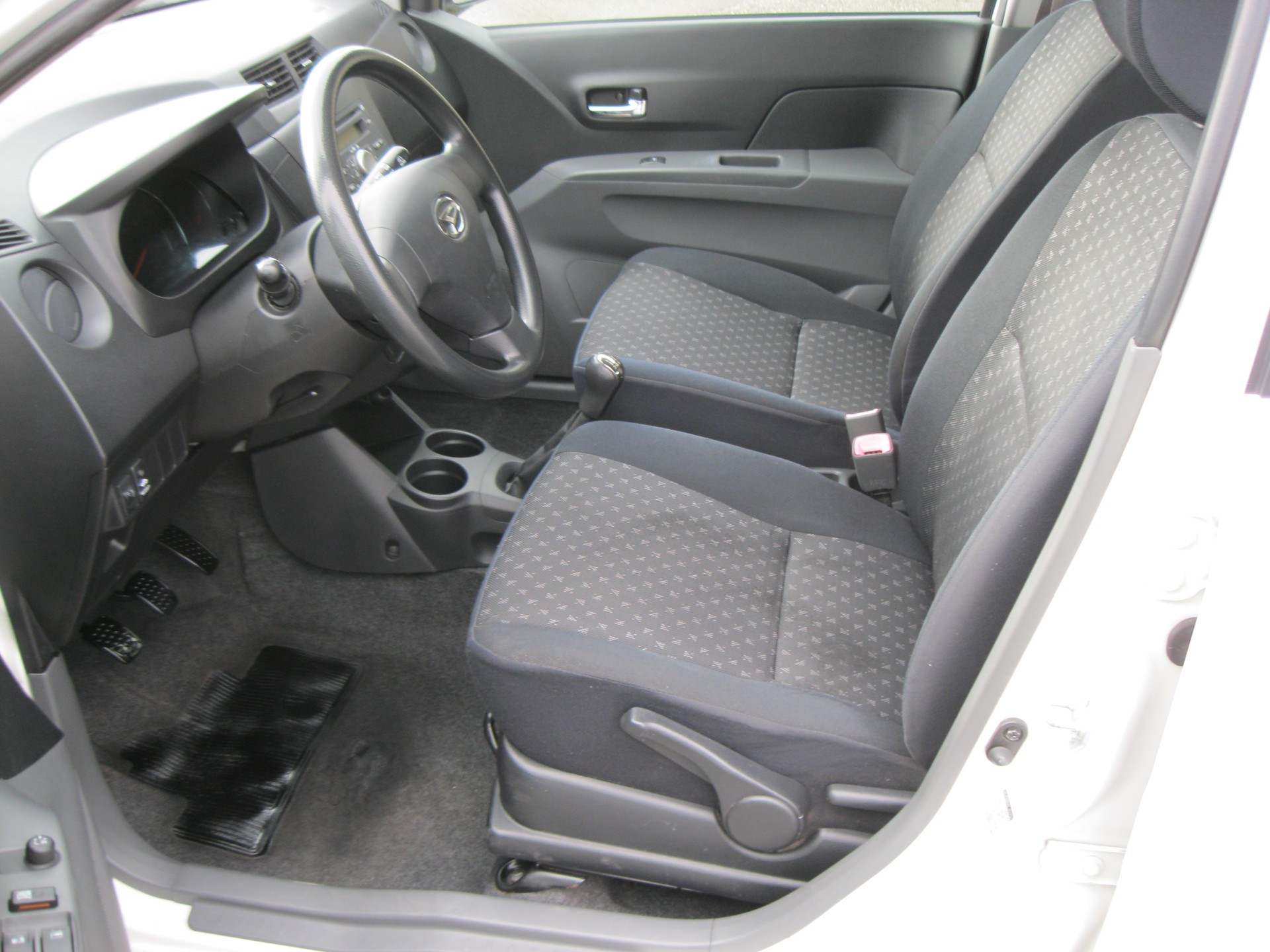 DAIHATSU Cuore 1.0-image-4