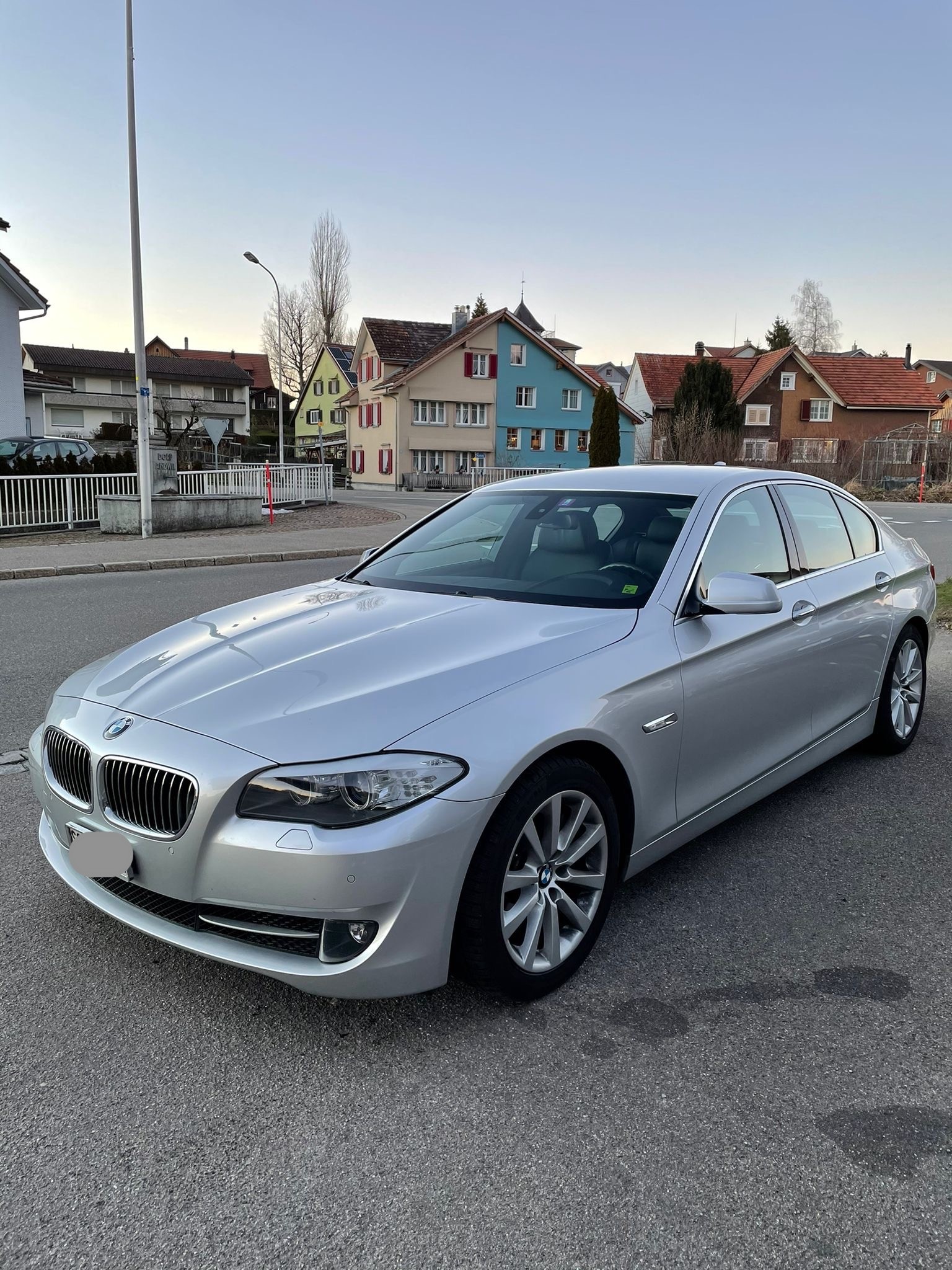 BMW 530