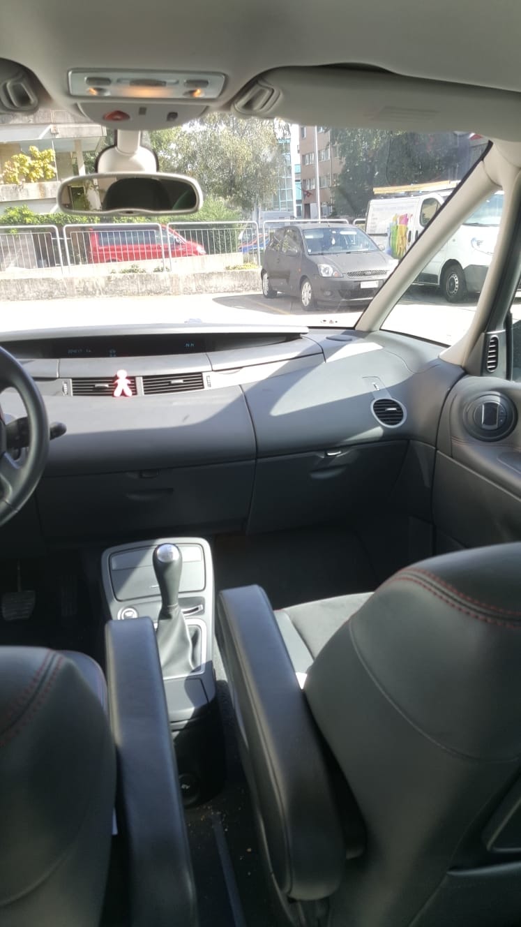 RENAULT Espace 2.0 dCi Swiss Edition Automatic-image-10
