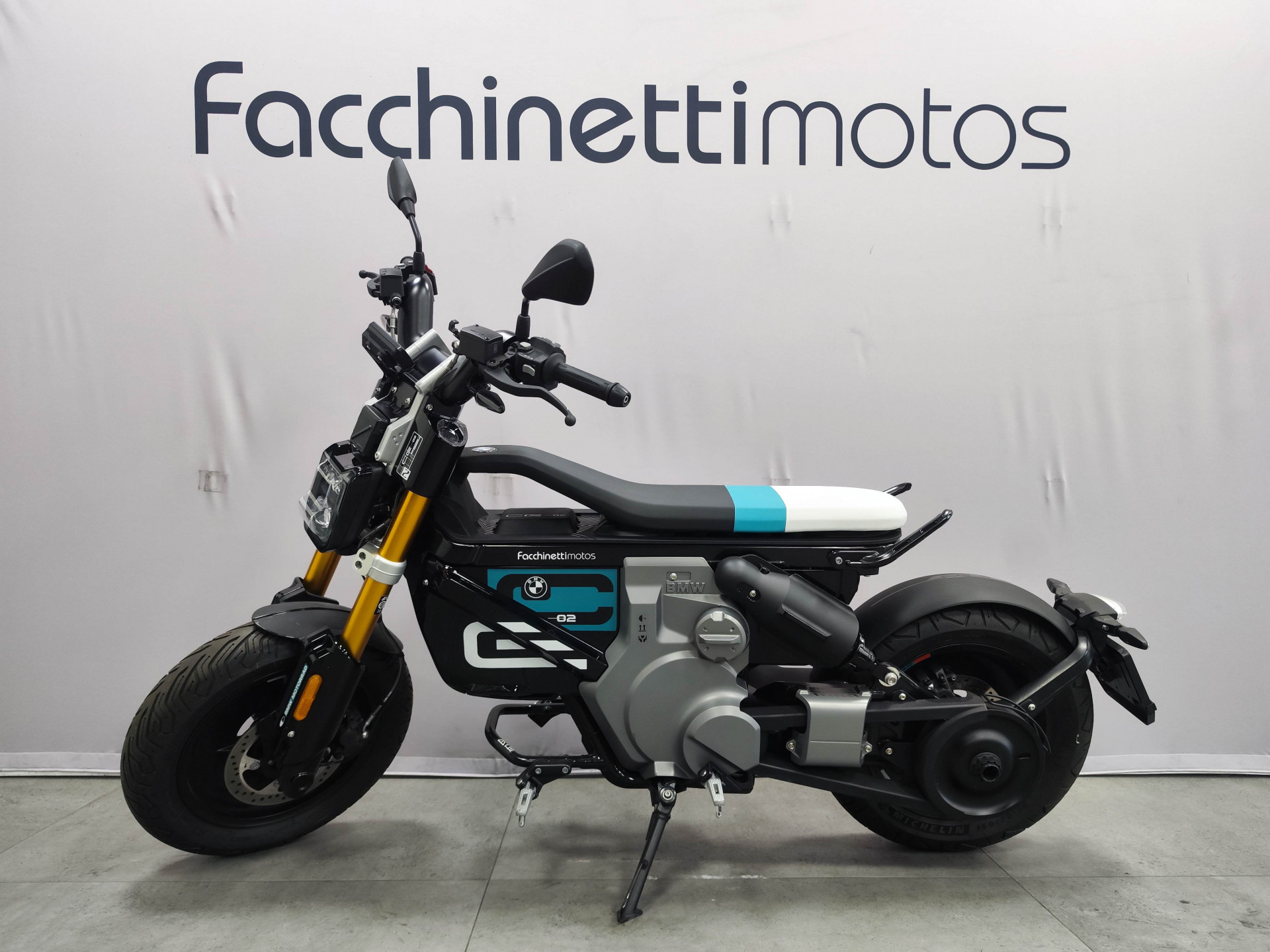 BMW CE 02 Highline *** version 4kW - Permis AM/A1 ***-image-3