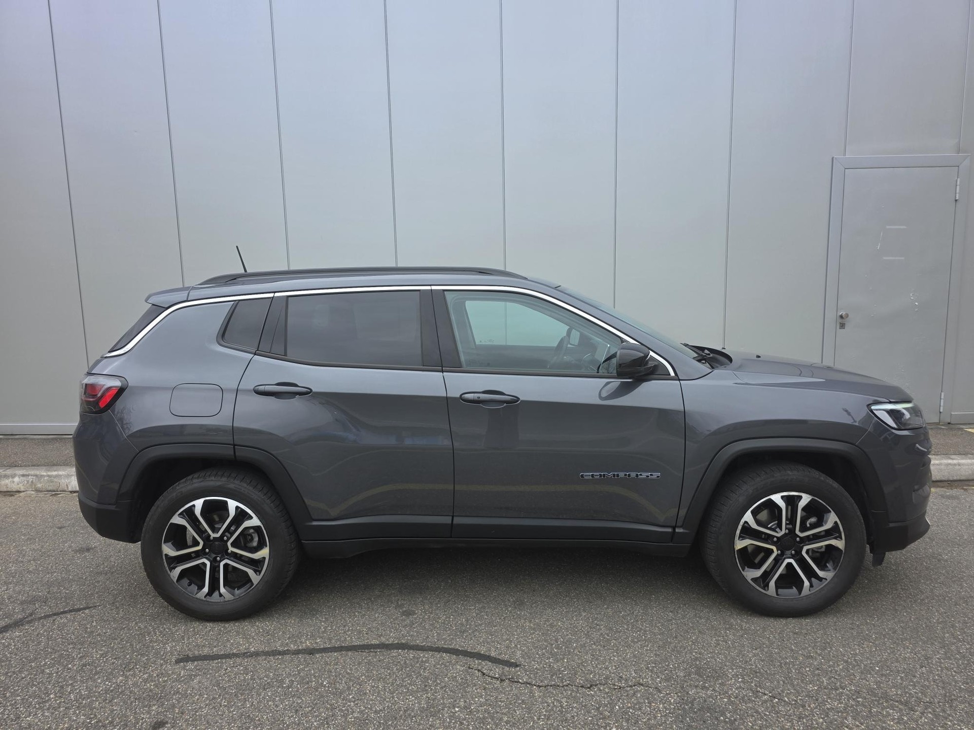 JEEP Compass 1.3 T PHEV Limited Plus AWD-image-2