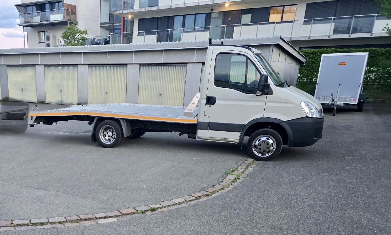 IVECO 35 C 15-image-2