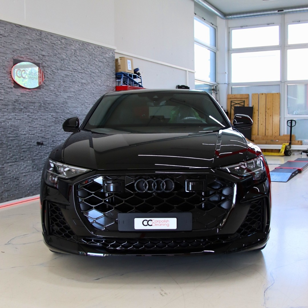 AUDI AUDI RSQ8 performance - CH-Fahrzeug / Leasing möglich / Gratisservice / Keramikbremsen / Panoramadach / Sportabgasanlage u.v.m.-image-2