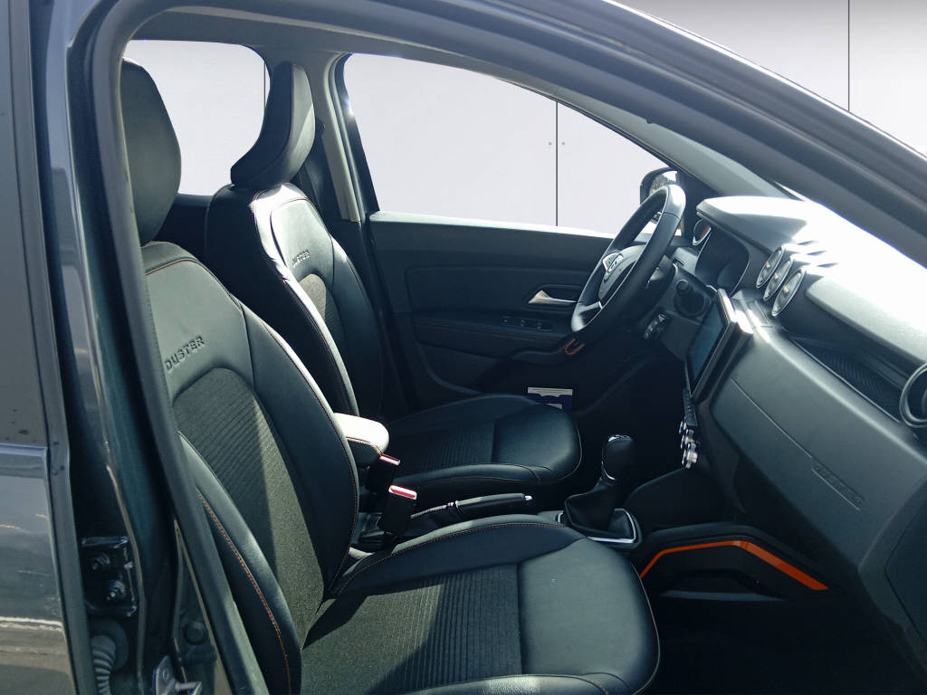 DACIA Duster 1.3 TCe 150 Extreme EDC-image-14