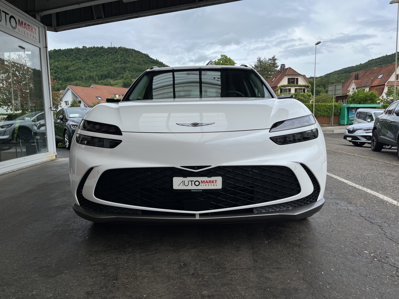 GENESIS GV60 77.4 kWh Sport Plus AWD-showroom-element-3