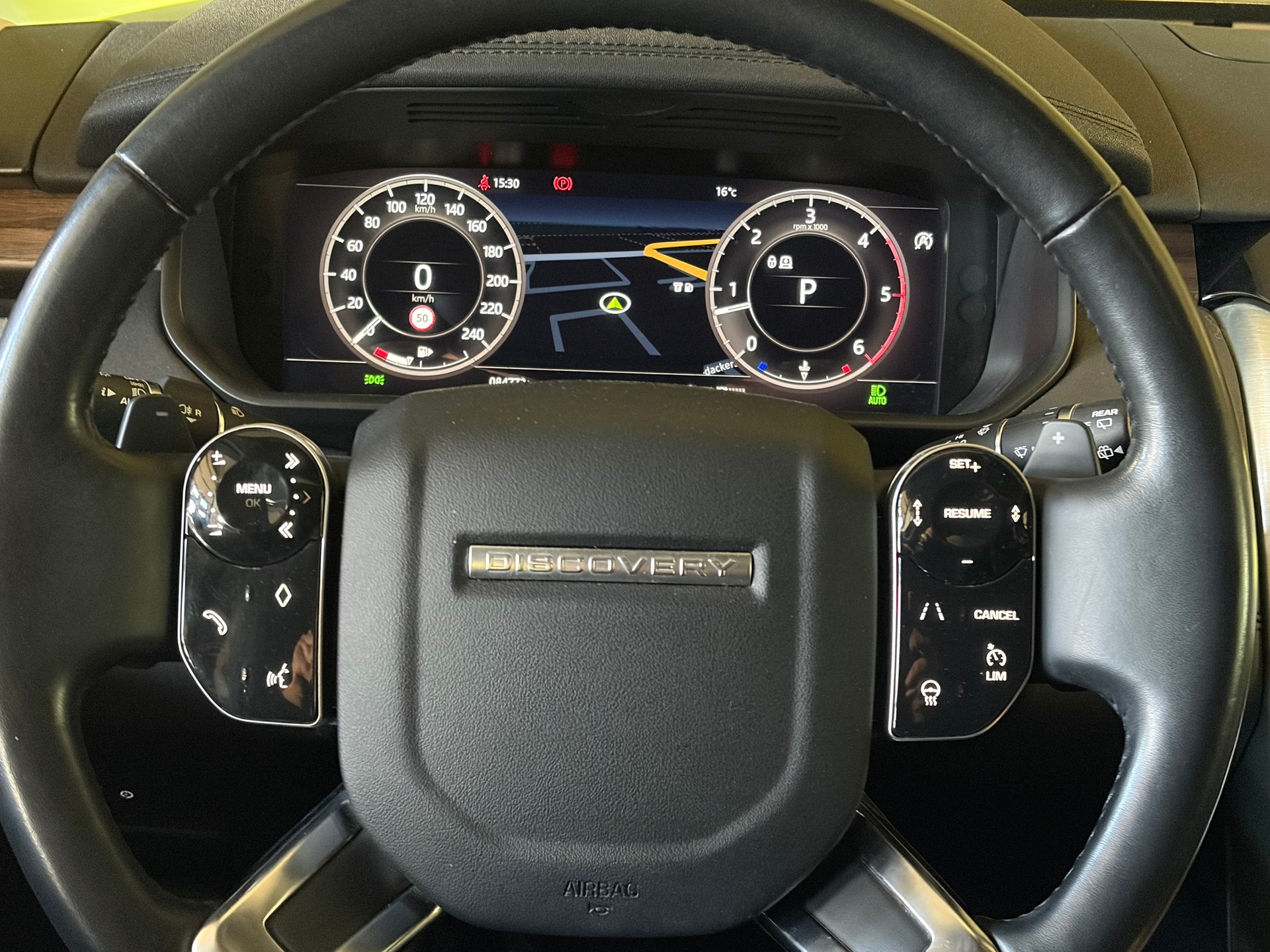LAND ROVER Discovery 3.0 SDV6 HSE Automatic*CH-Fahrzeug*-image-21