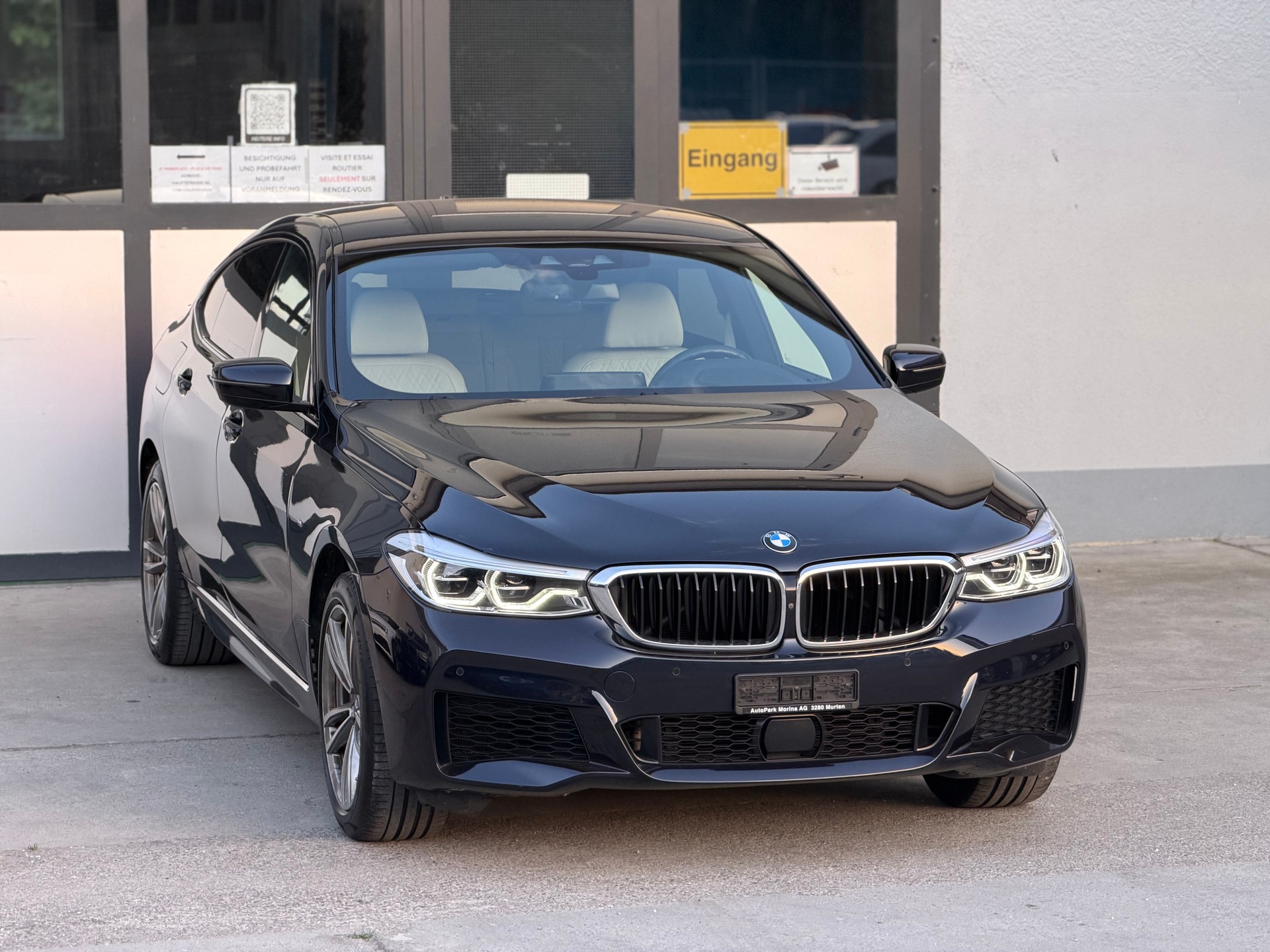 BMW 640i GT xDrive Steptronic M-Sport-showroom-element-3