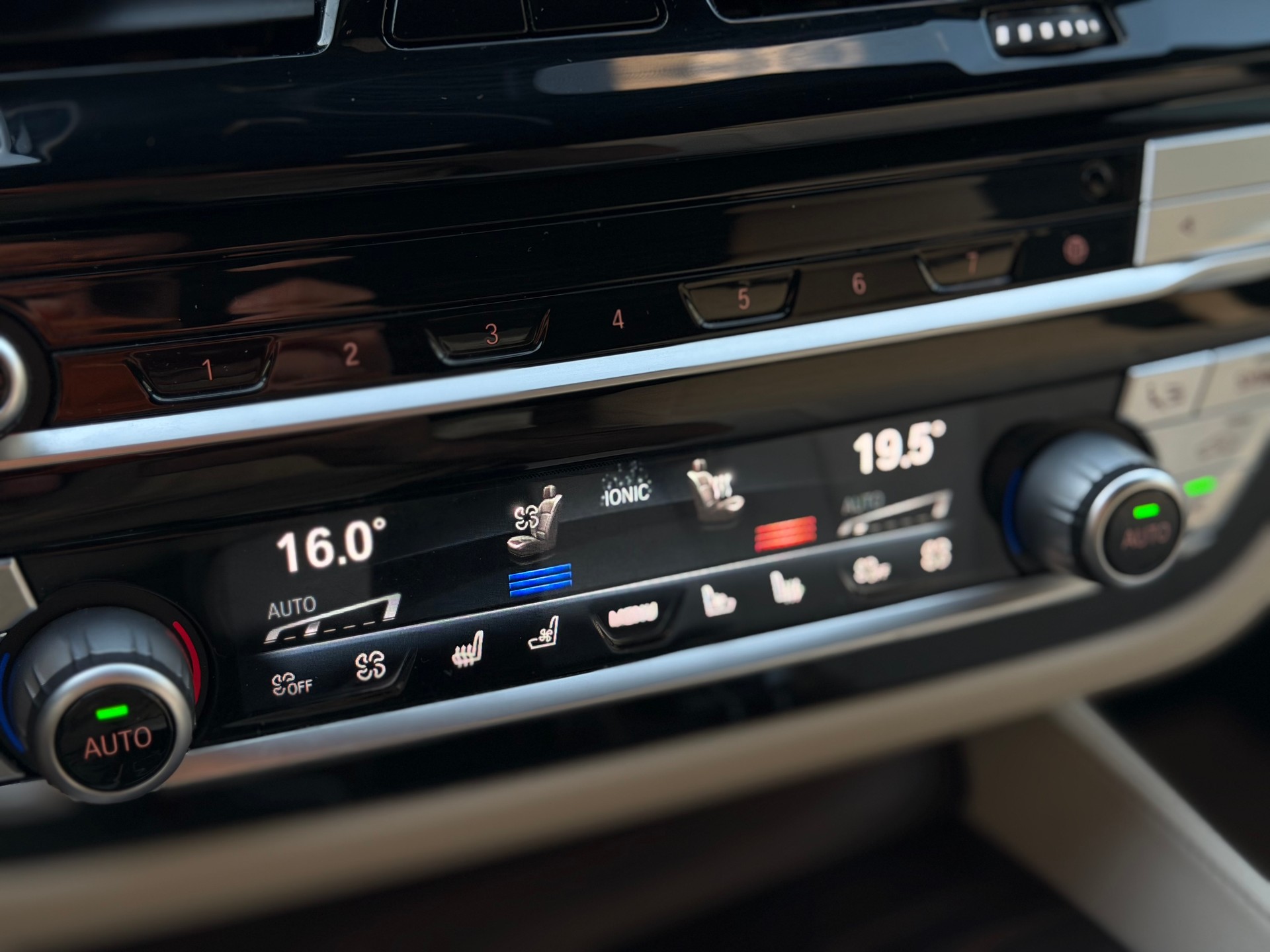 BMW 640i GT xDrive Steptronic M-Sport-image-22