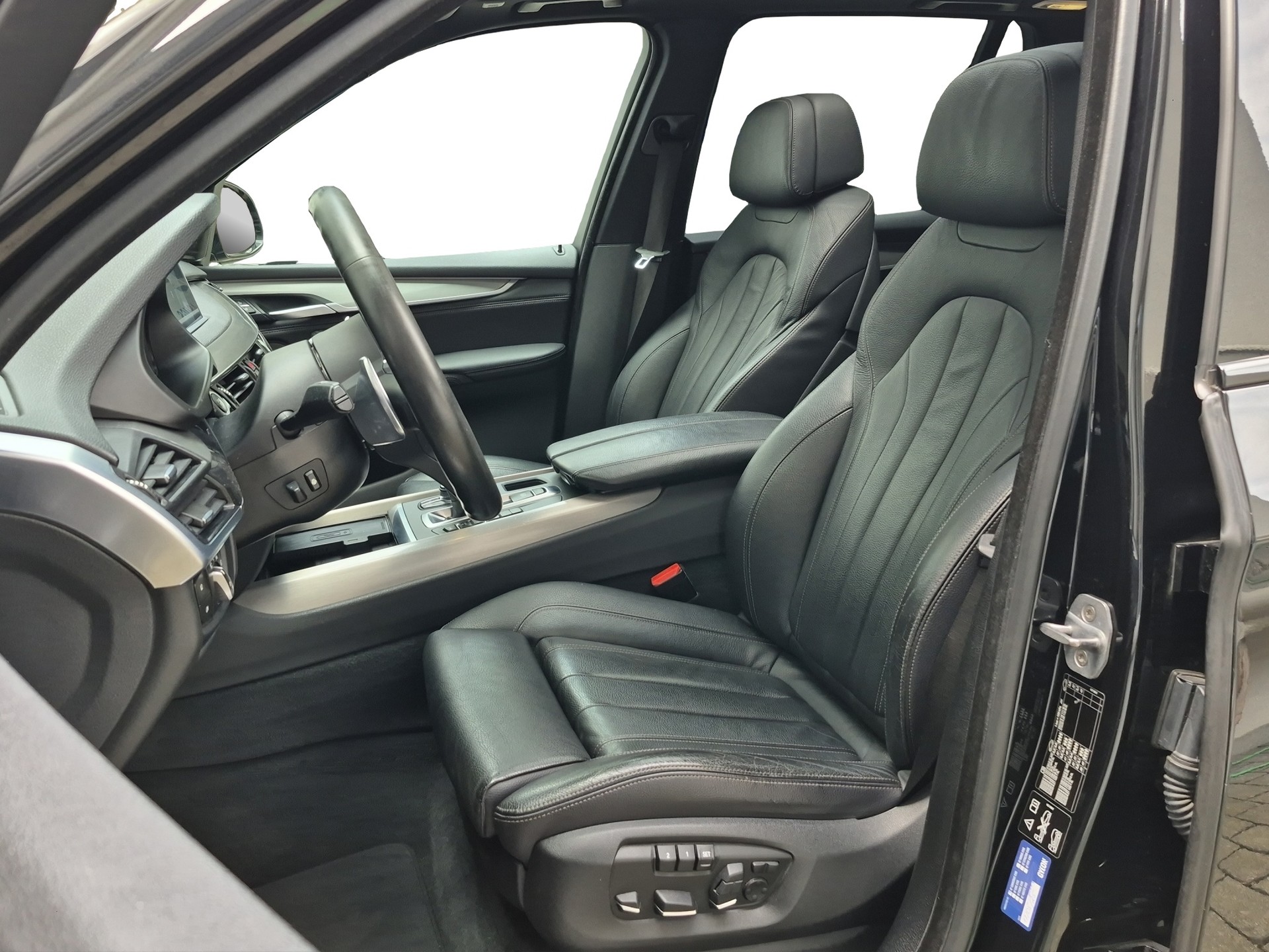 BMW X5 xDrive 30d Steptronic M Sport *7-Plätzer*-image-8