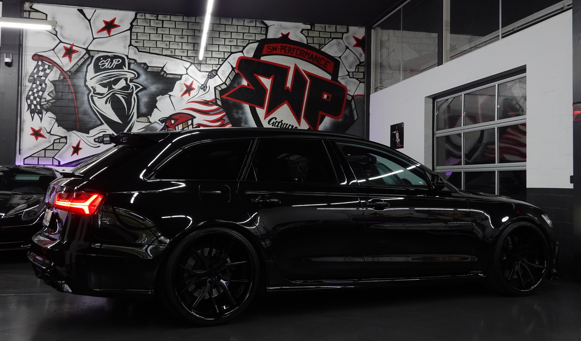 AUDI RS6 AVANT 4.0 TFSI V8 BLACK PERFORMANCE QUATTRO ON 22"-image-21