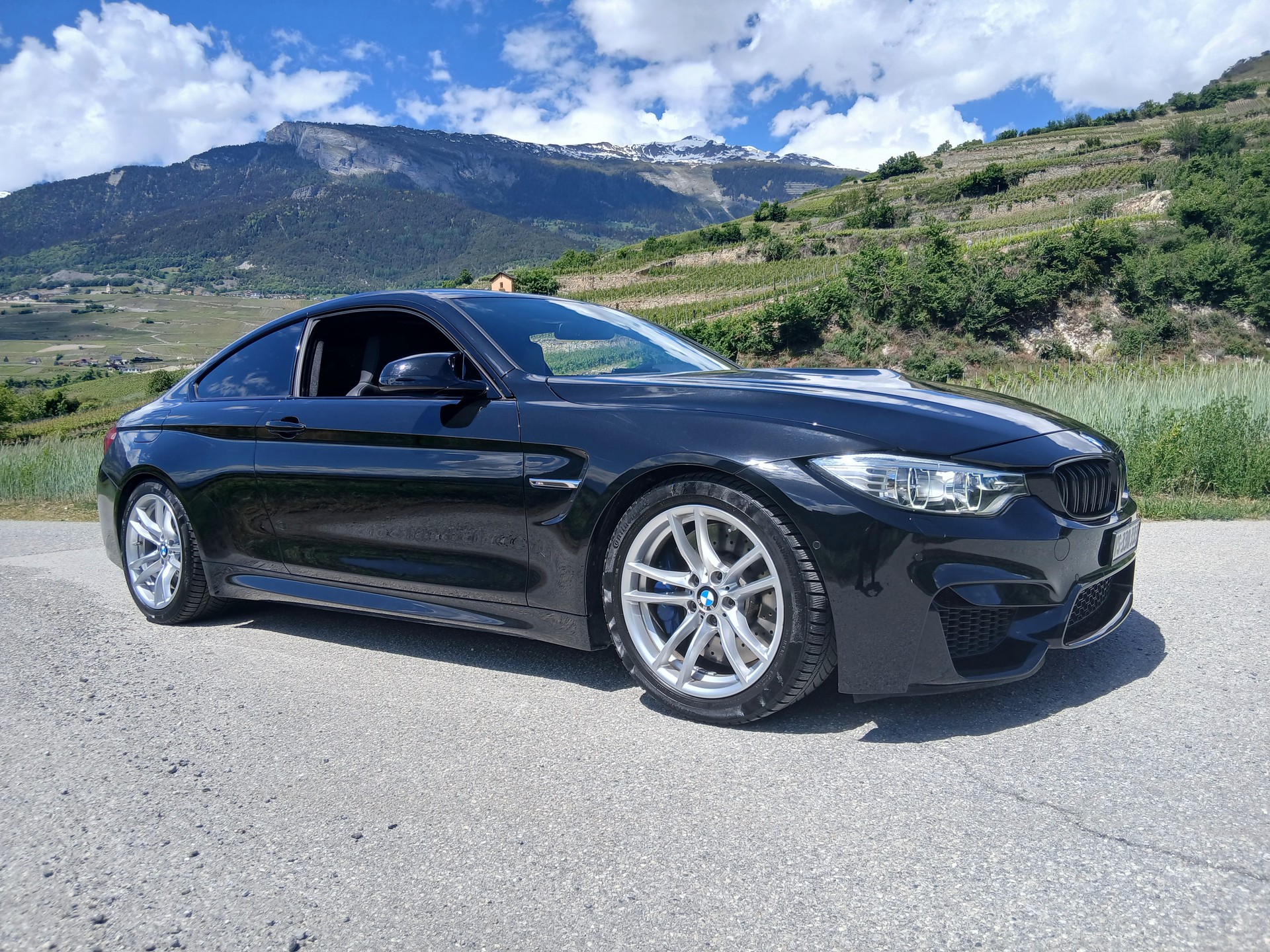 BMW M4-image-6