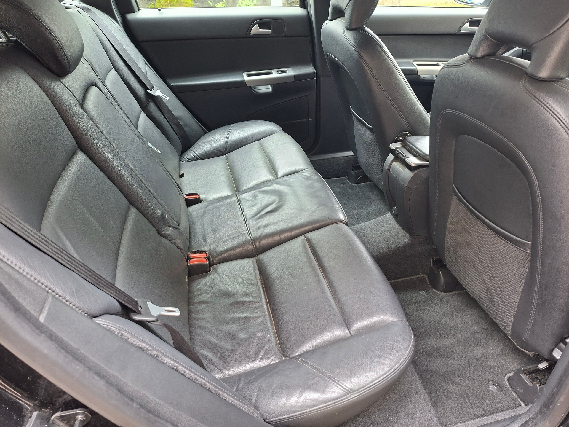 VOLVO V50 2.0D Momentum-image-10