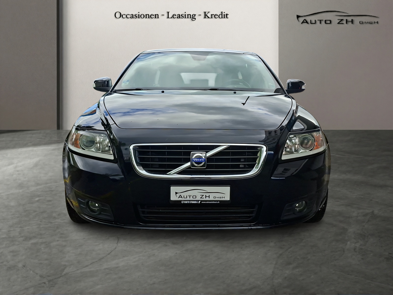 VOLVO V50 2.0D Momentum-image-2