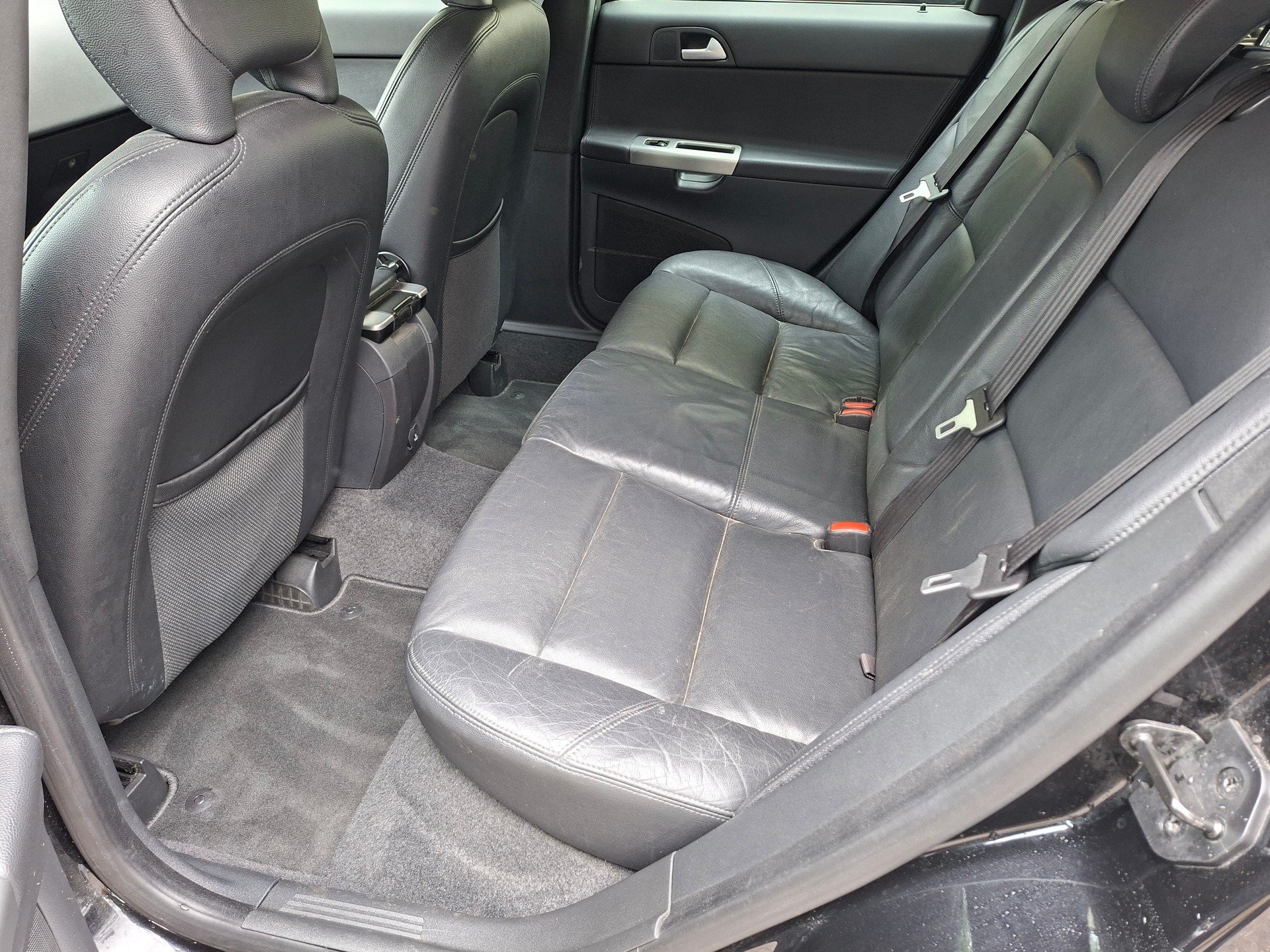 VOLVO V50 2.0D Momentum-image-9