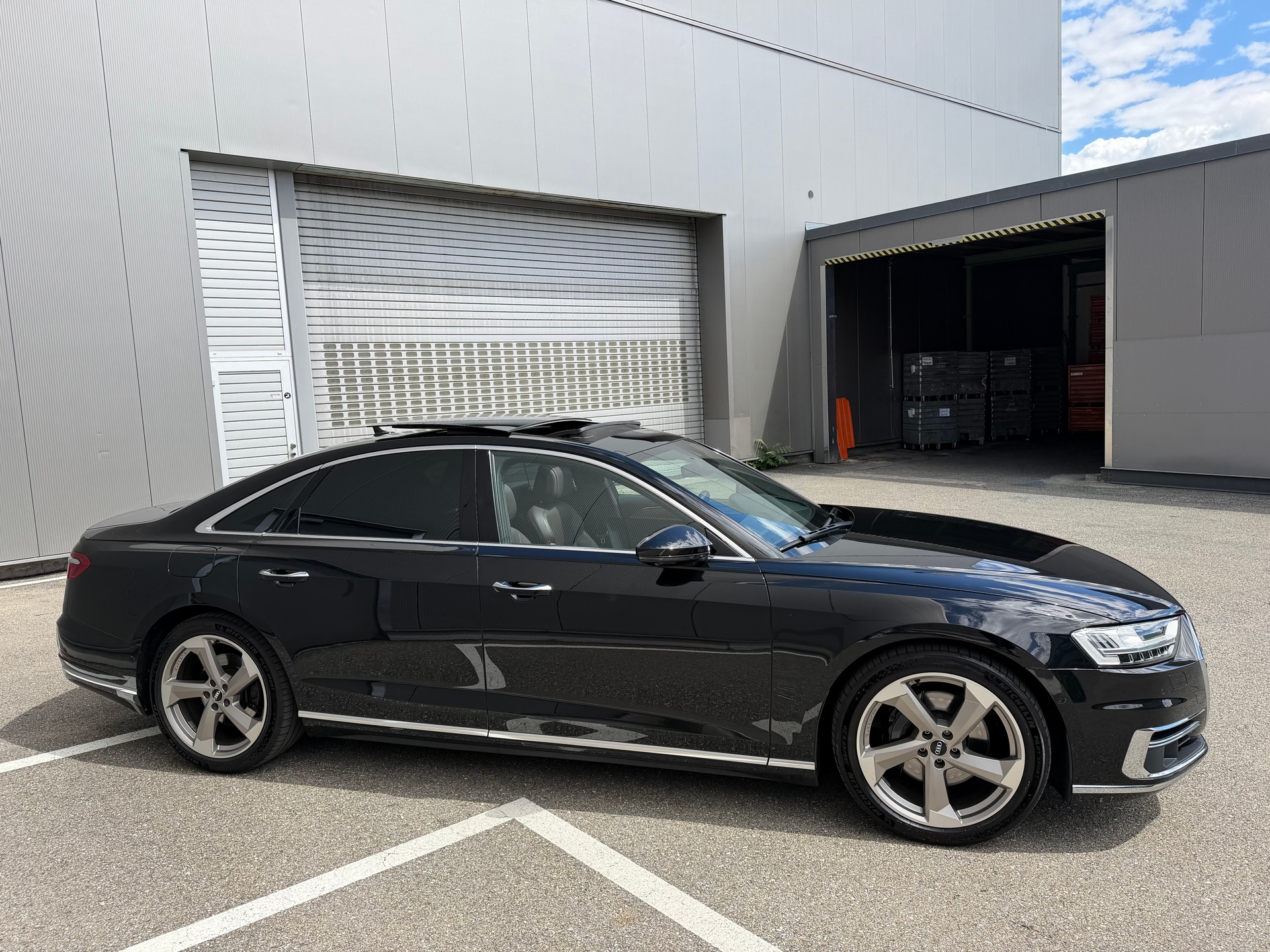 AUDI A8 50 TDI quattro tiptronic-image-4