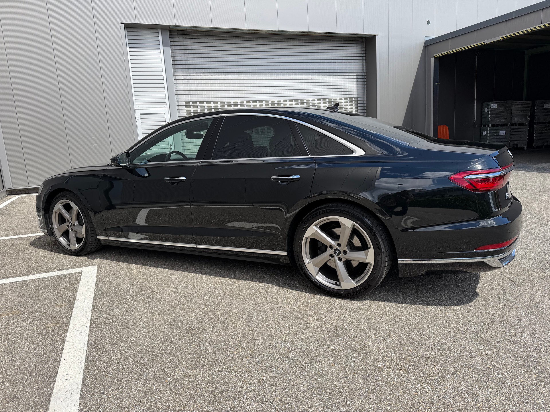 AUDI A8 50 TDI quattro tiptronic-image-7