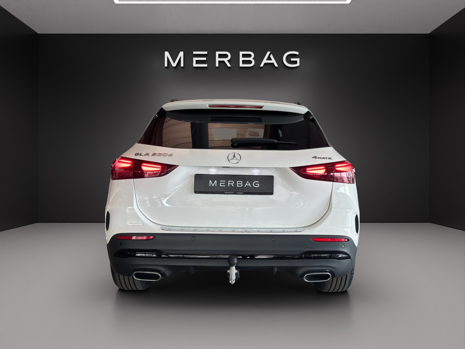 MERCEDES-BENZ GLA 220d 4Matic 8G-DCT-image-4