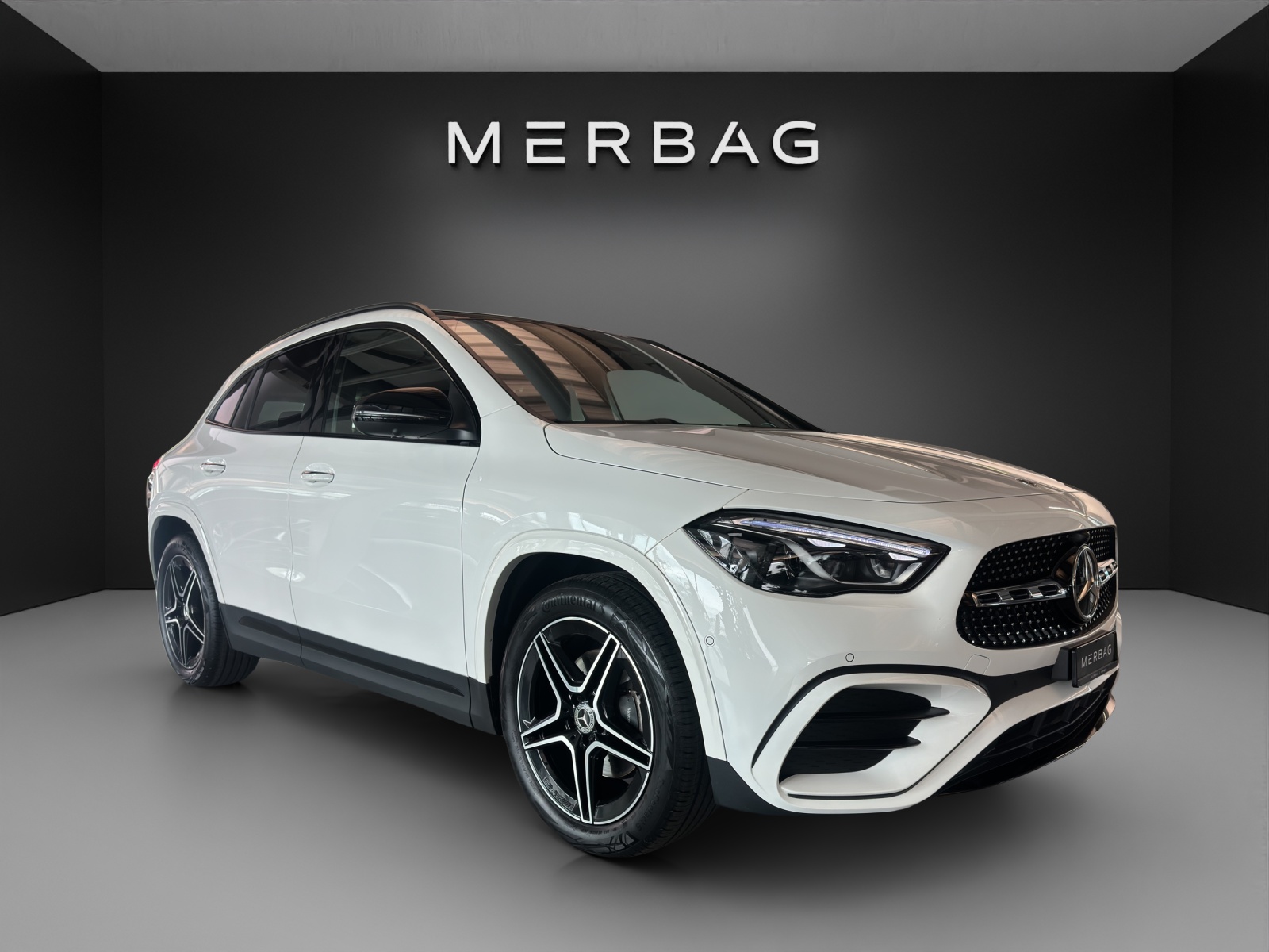 MERCEDES-BENZ GLA 220d 4Matic 8G-DCT
