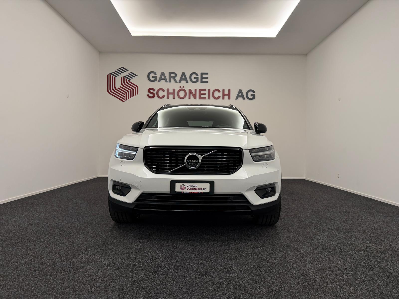 VOLVO XC40 T4 AWD Momentum Geartronic-showroom-element-1