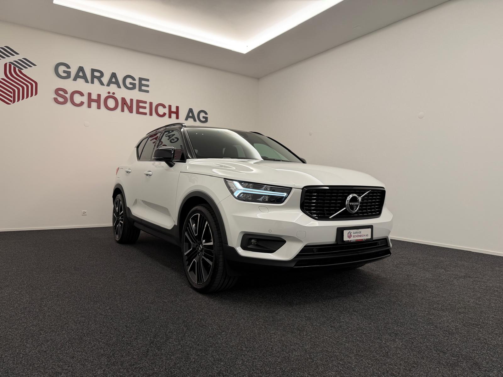VOLVO XC40 T4 AWD Momentum Geartronic-showroom-element-2