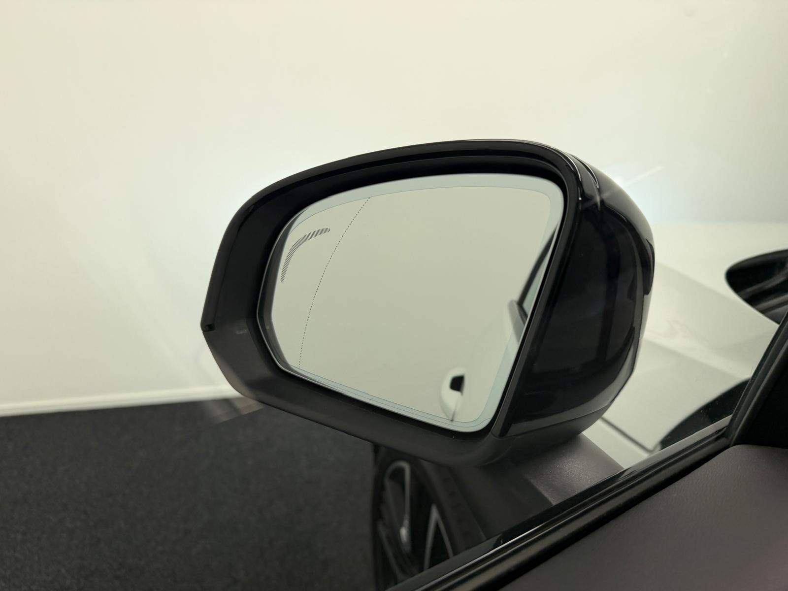 VOLVO XC40 T4 AWD Momentum Geartronic-image-25