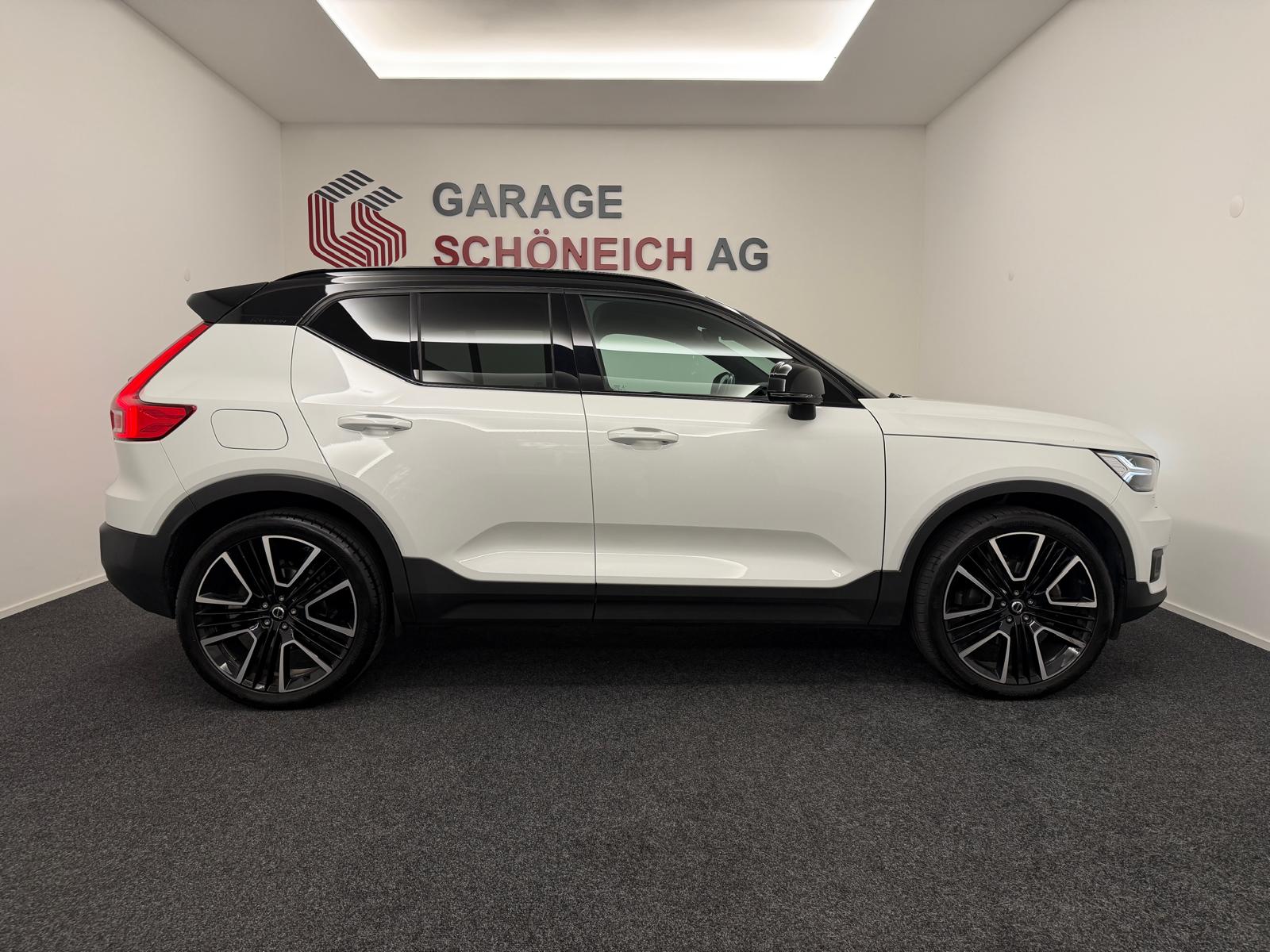 VOLVO XC40 T4 AWD Momentum Geartronic-showroom-element-3