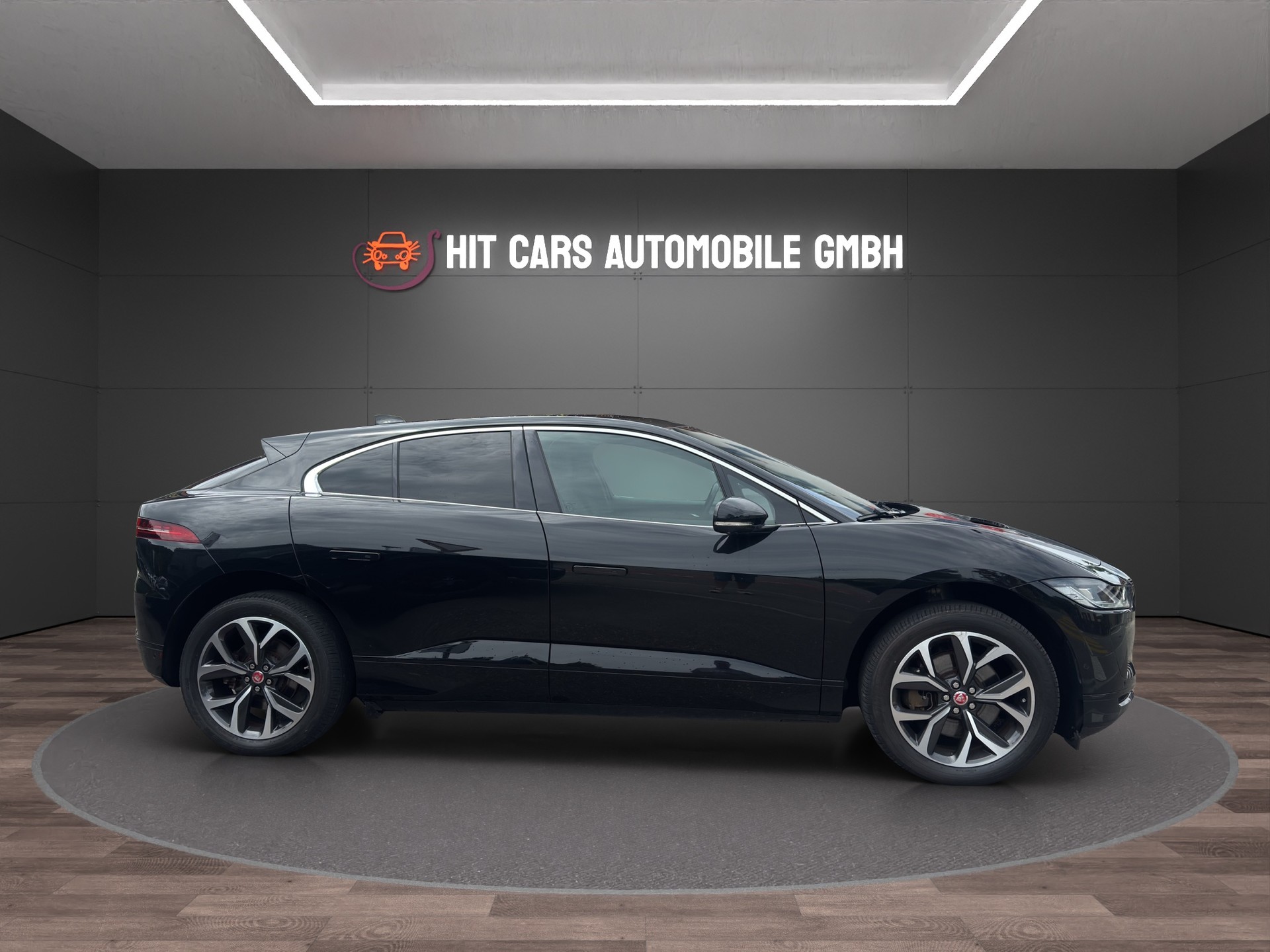 JAGUAR I-Pace EV400 Black AWD-showroom-element-3