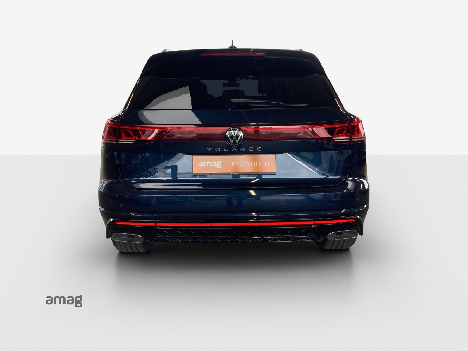 VW Touareg 3.0 TDI R-Line Tiptronic-image-3
