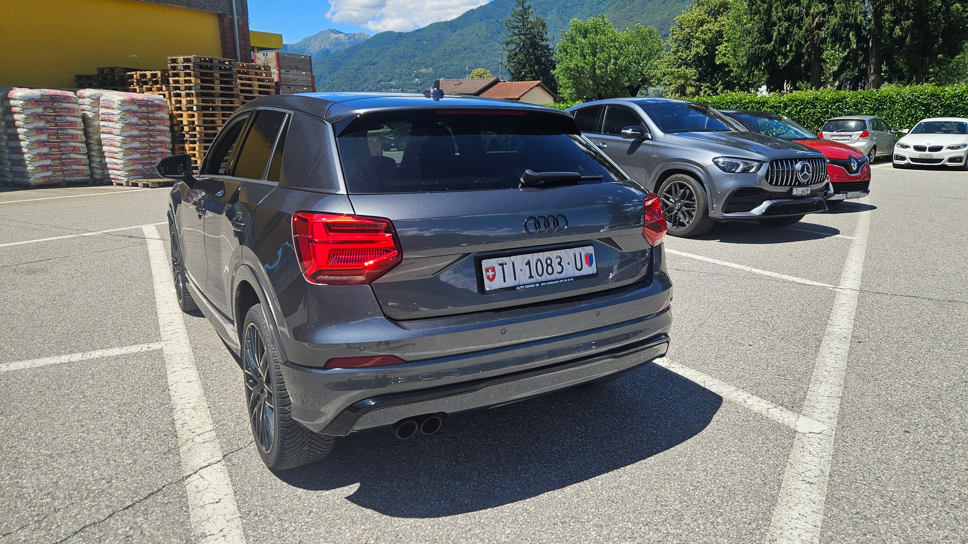 AUDI Q2 2.0 TFSI sport quattro S-tronic-image-3