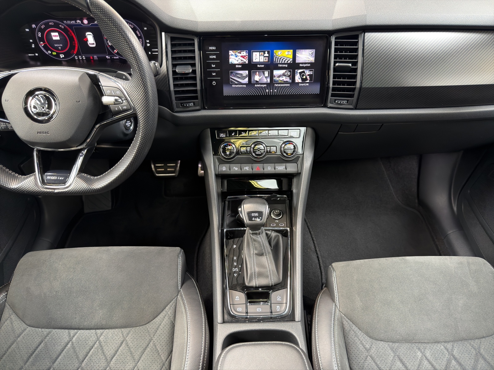 SKODA Kodiaq 2.0 TDI SCR SportLine 4x4 DSG-image-12