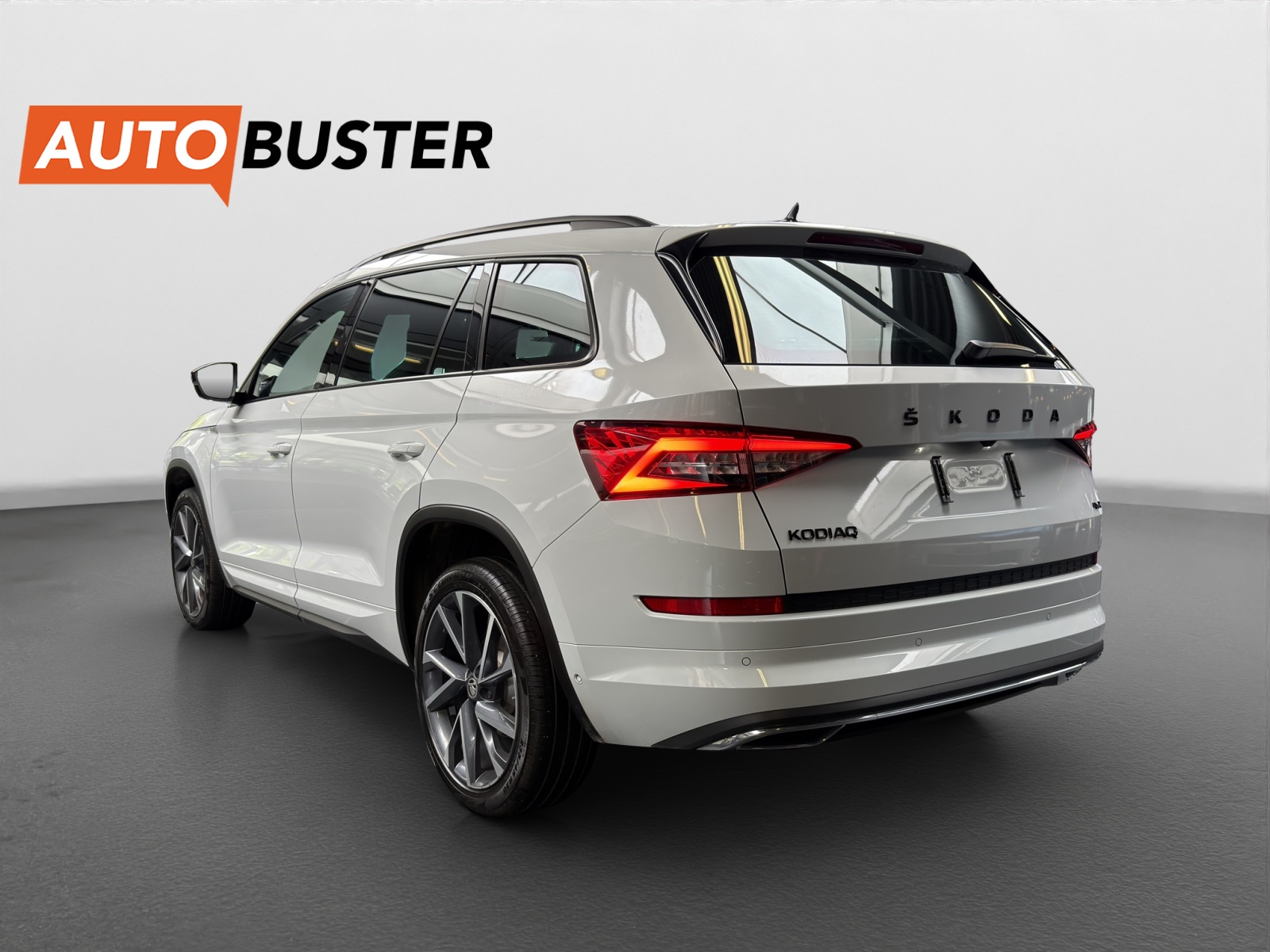 SKODA Kodiaq 2.0 TDI SCR SportLine 4x4 DSG-showroom-element-2