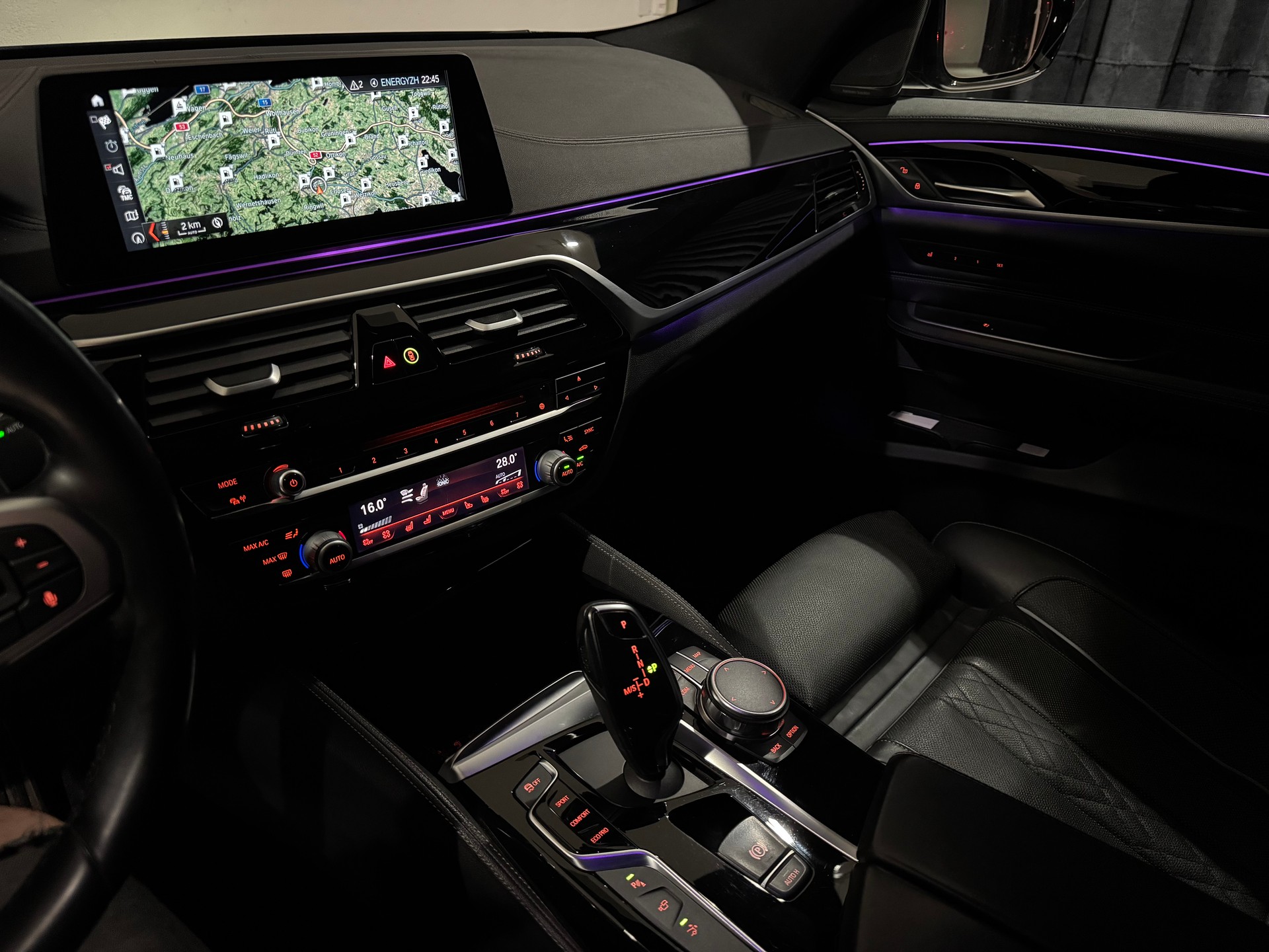 BMW 640i GT xDrive M-Packet Steptronic | 1.Hand | CH |-image-16