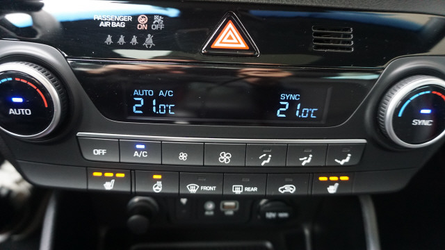 HYUNDAI Tucson 2.0 CRDI N-Line4WD-image-12