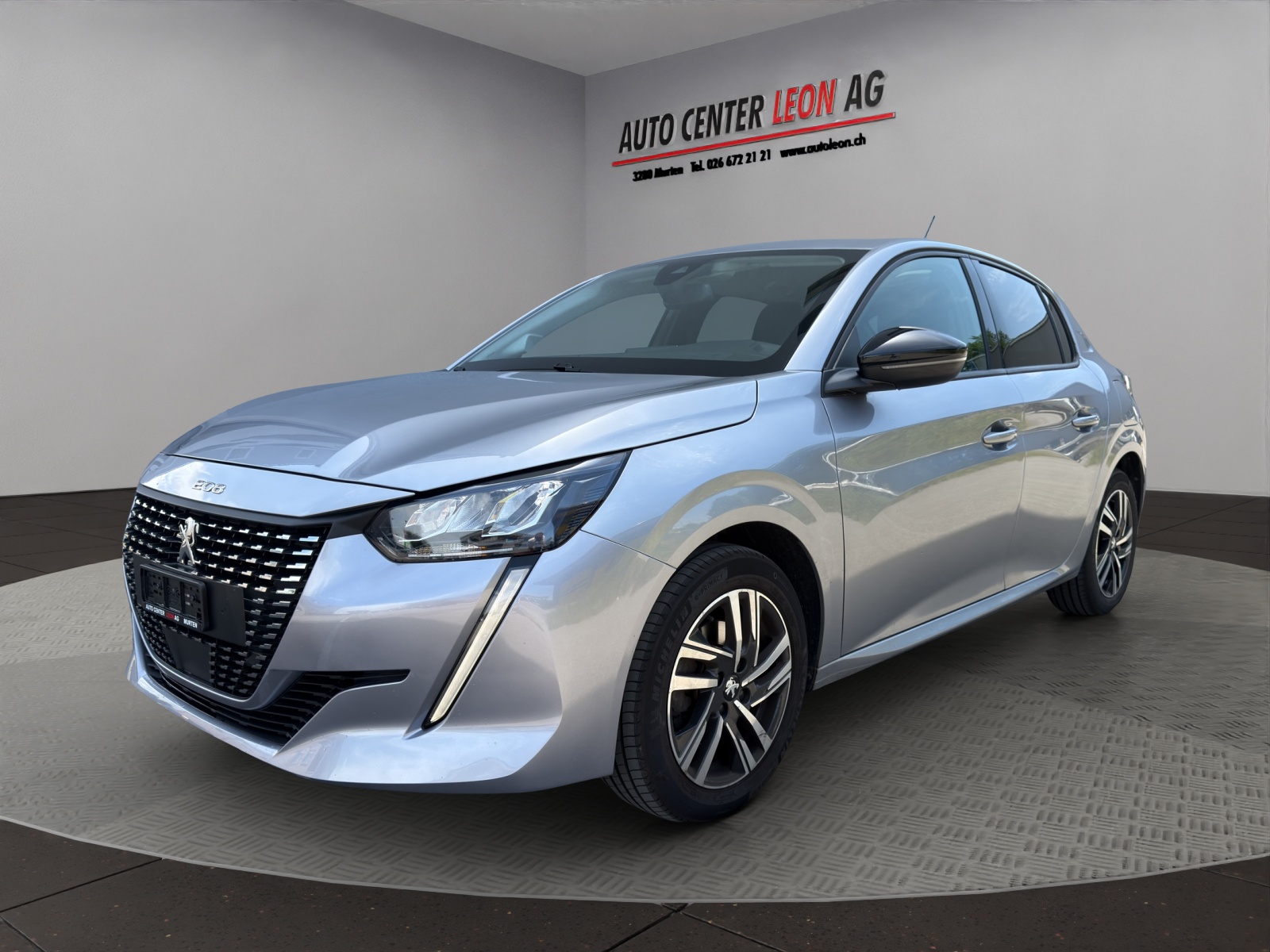 PEUGEOT 208 1.2 PureTech Allure EAT8-showroom-element-1